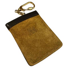 2000s Vintage LOEWE Wildleder Schlüsselanhänger Etui Braun