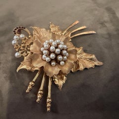 2000s Vintage Luxury Costume Jewelry Gilted Metal Italian Brooch
