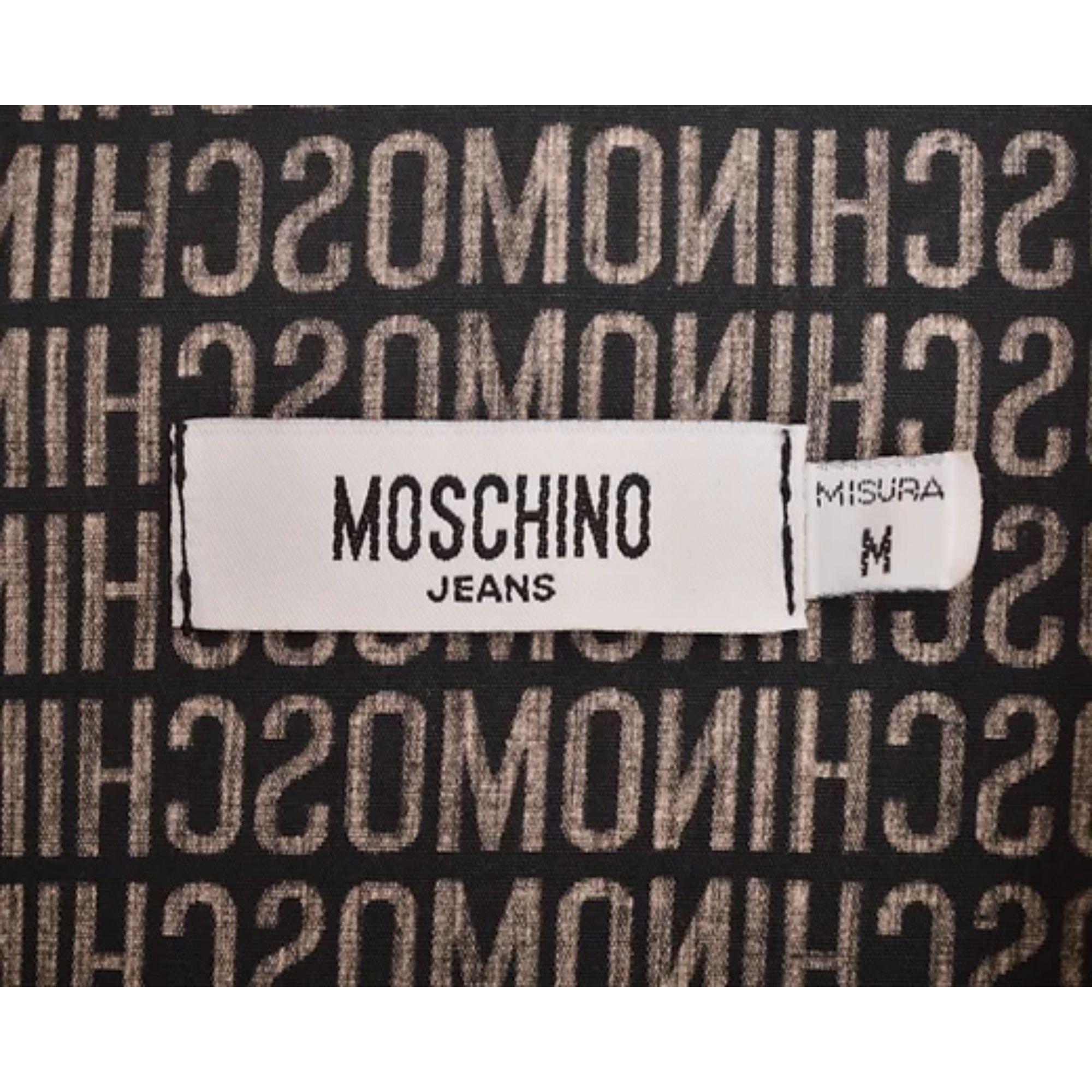 2000's Vintage Moschino 'Spell Out' Long Sleeve Charcoal Off White Logo Shirt In Good Condition For Sale In Sheffield, GB