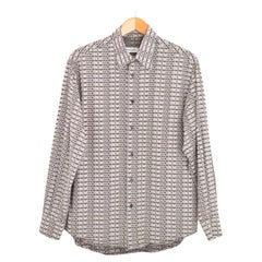 2000er Jahre Vintage Moschino „Spell Out“ Langarmhemd in Anthrazitweiß mit Logo