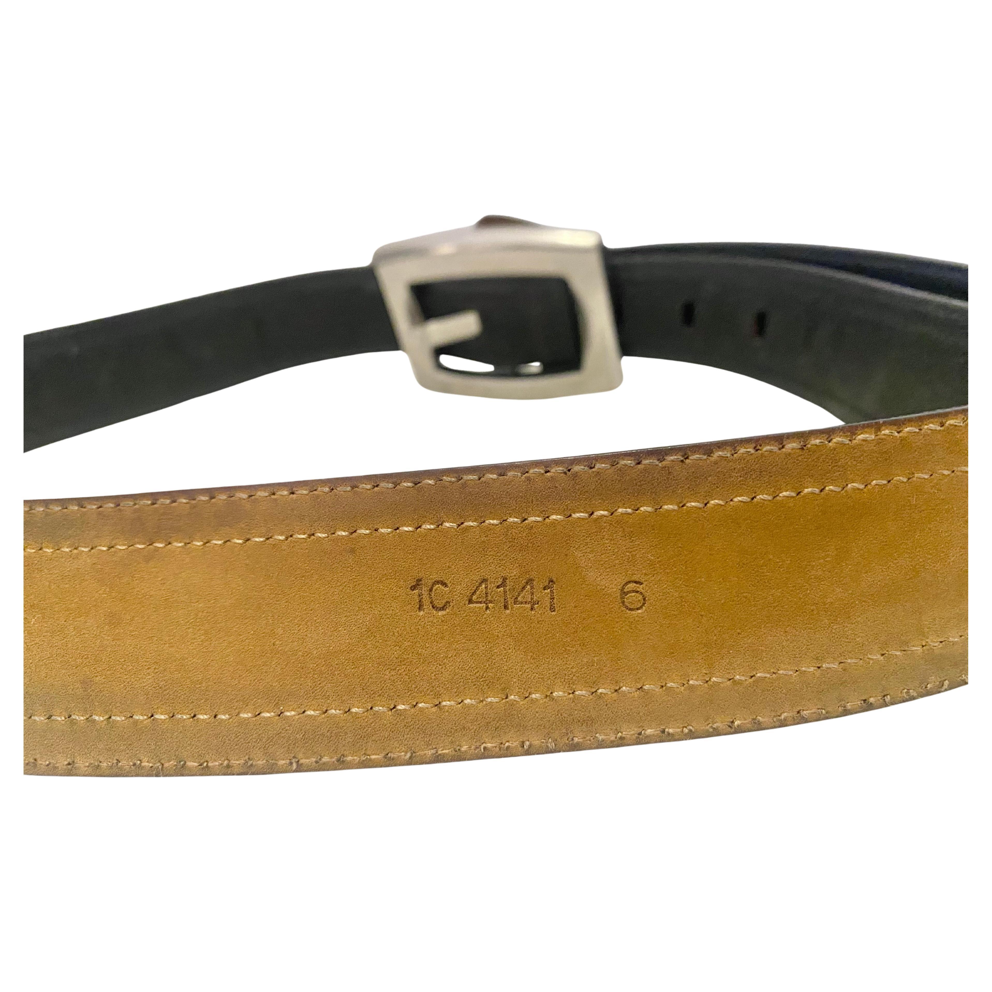 2000s Vintage Prada Leather Black Silver Buckle Belt en vente 3