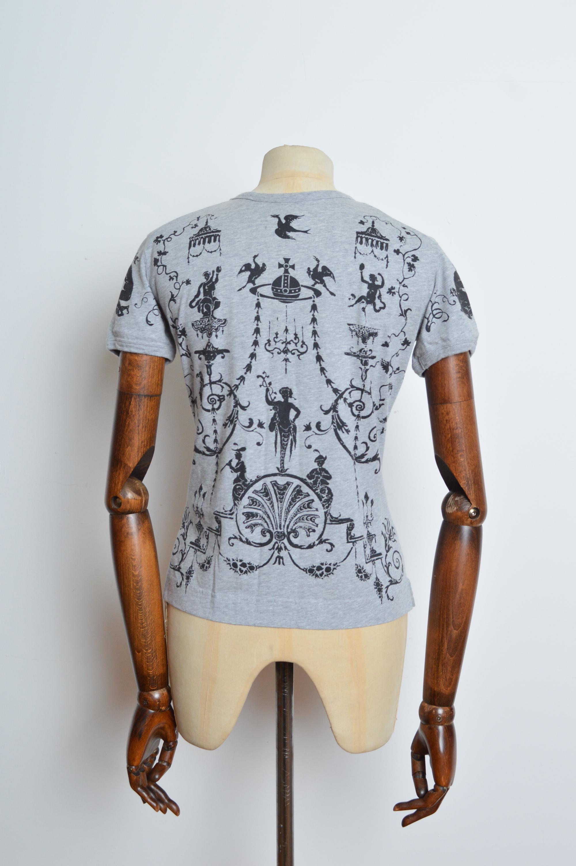 2000s Vivienne Westwood Anglomania Orb Stencil print Grey Baby Tee - T-shirt en vente 3