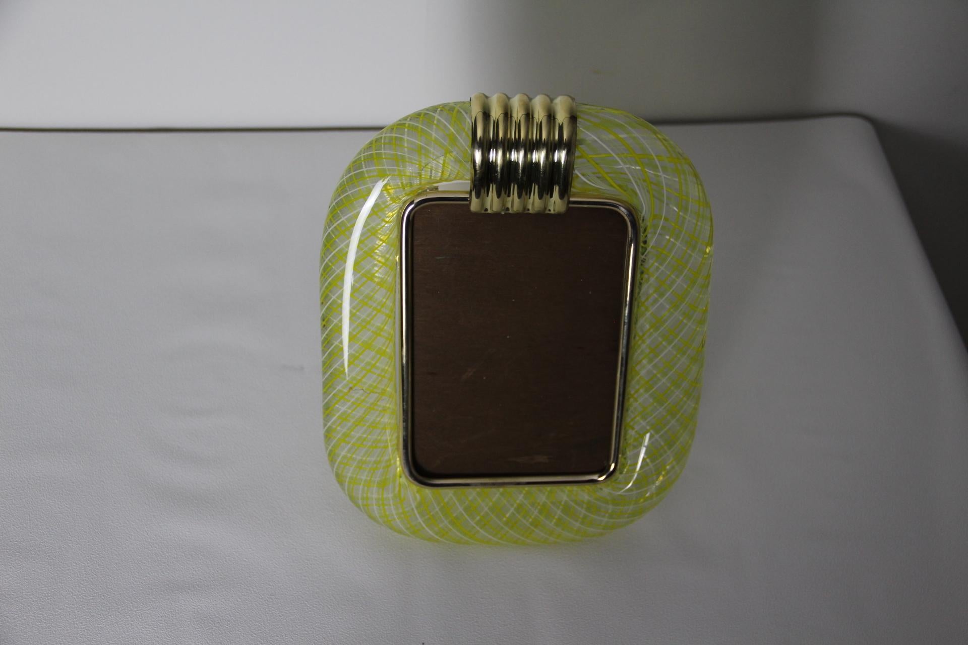 Cadre photo en verre Murano Filigrana jaune des années 2000 par Venini en vente 1