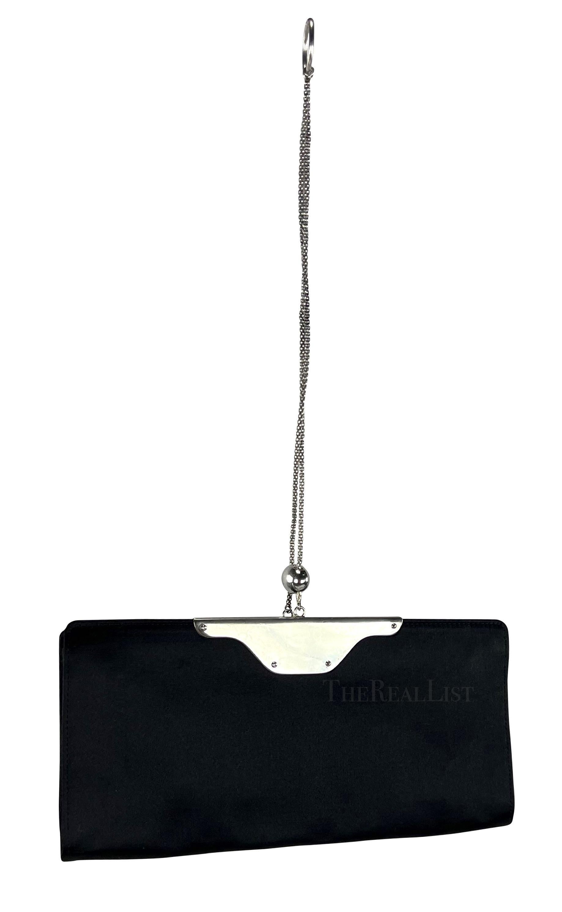 2000er Jahre Yves Saint Laurent Abend-Clutch aus schwarzem Satin und Sterlingsilber im Angebot 2