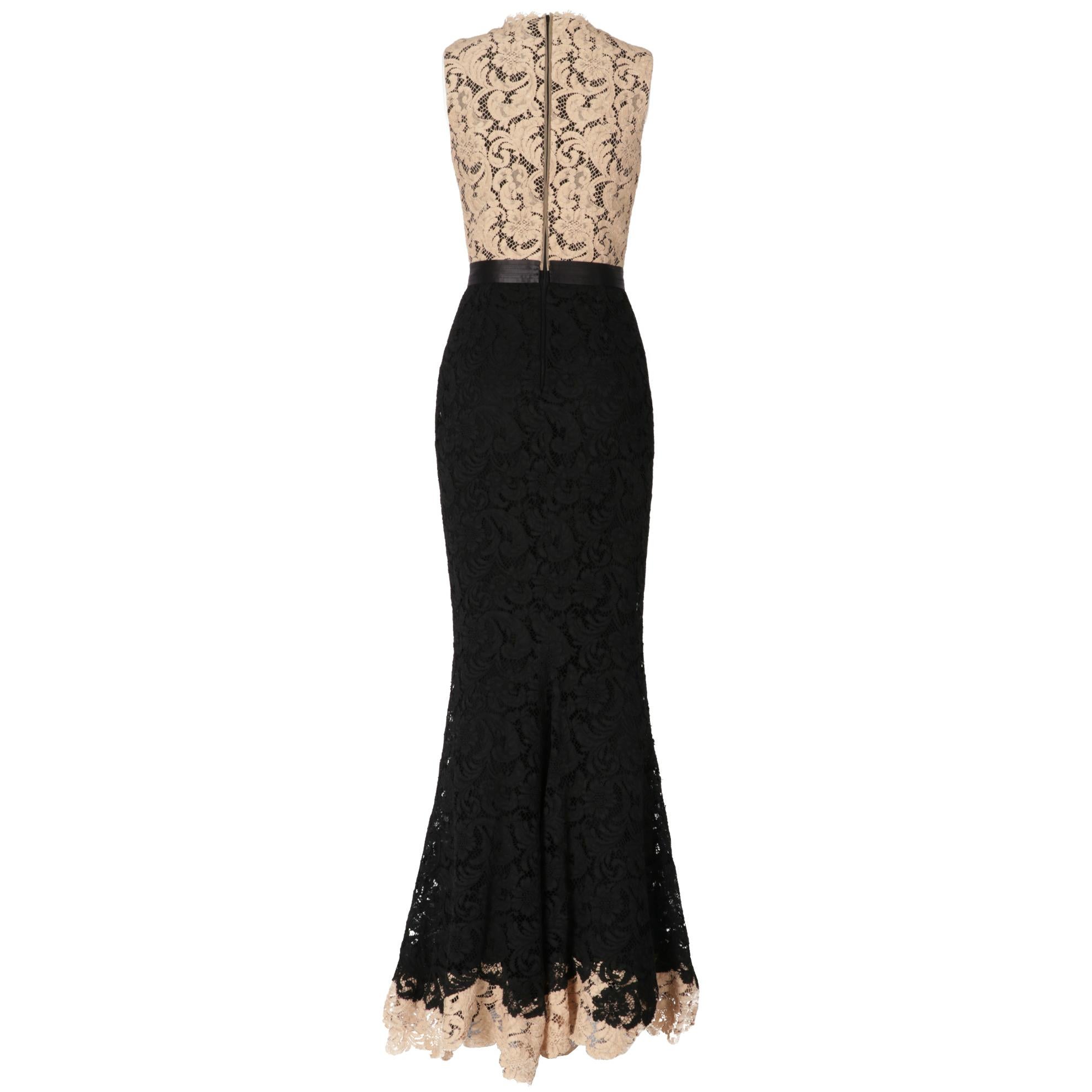 2000s Zuhair Murad Black Lace Mermaid Dress In Excellent Condition In Lugo (RA), IT