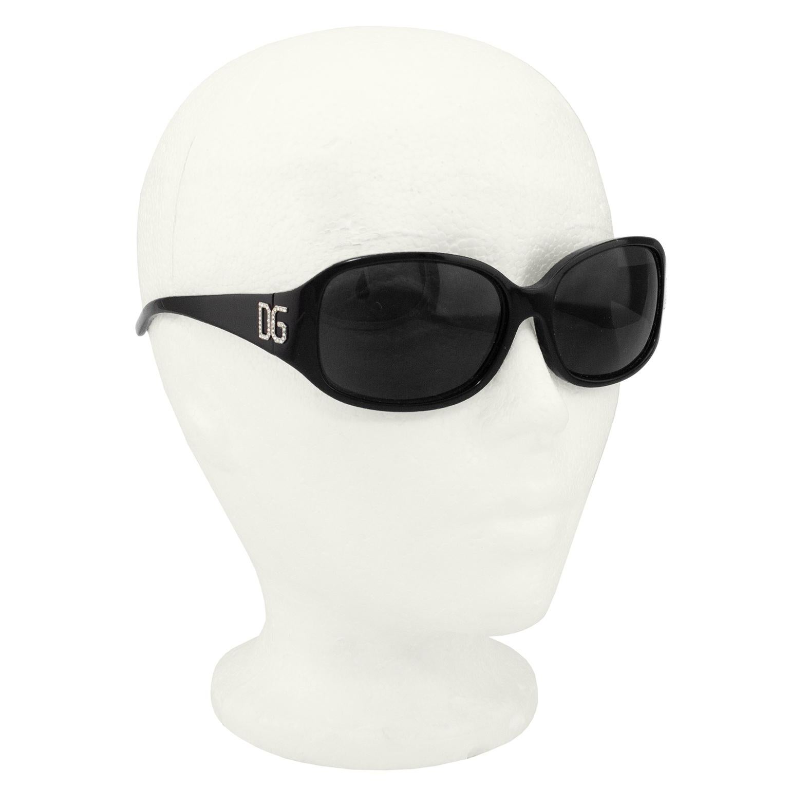 2000sDolce & Gabbana Black Sunglasses In Good Condition In Toronto, Ontario