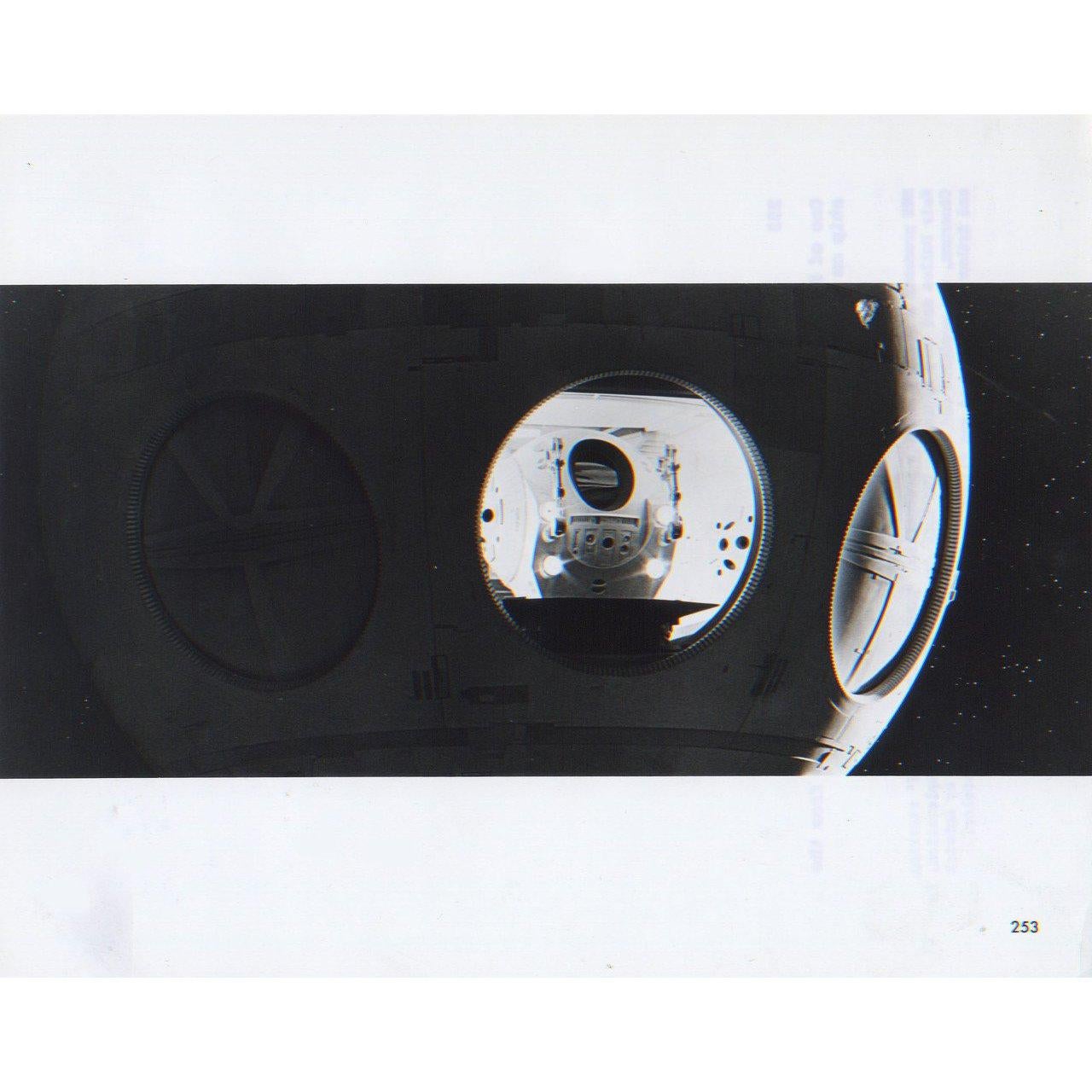 2001 A Space Odyssey 1968 U.S. Silver Gelatin Single-Weight Photo In Good Condition In New York, NY