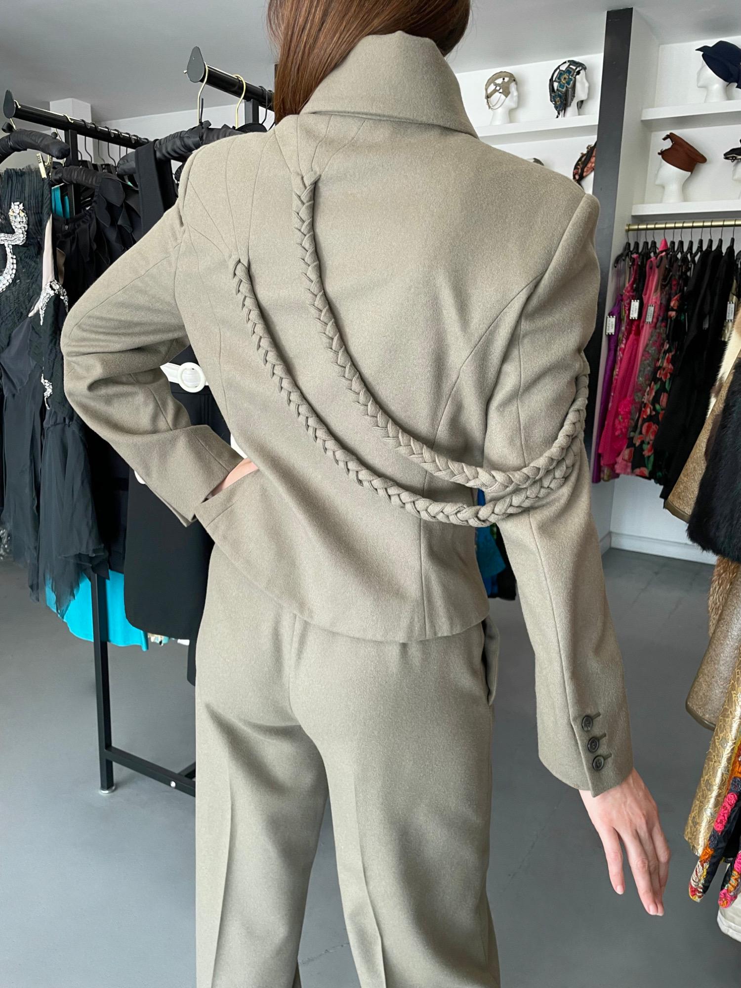 2001 Alexander McQueen Documented Runway Moss-Green Wool Braided Jacket Pantsuit For Sale 12