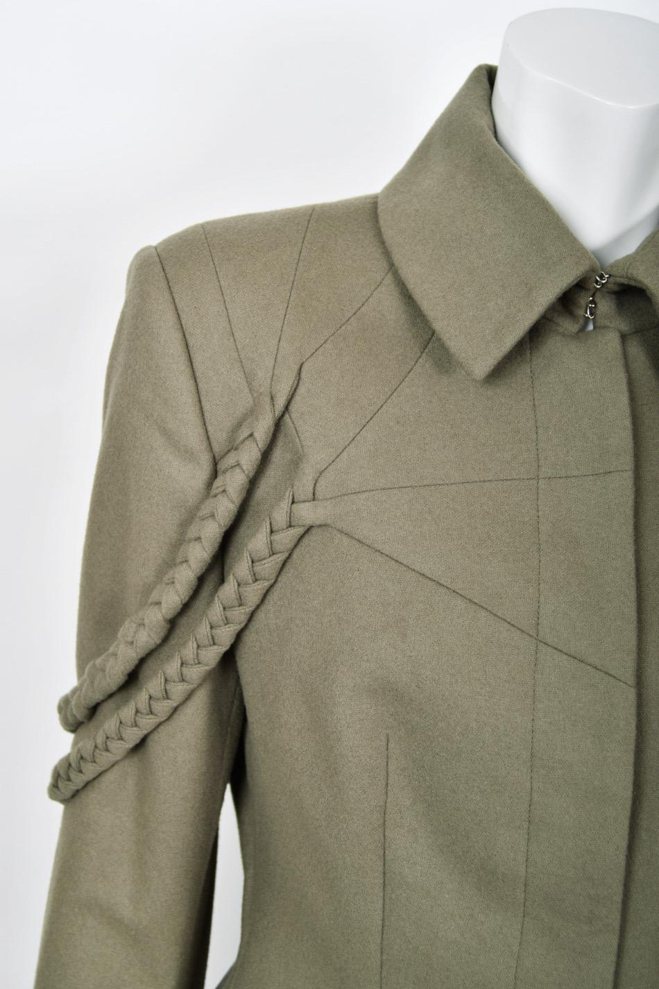 2001 Alexander McQueen Documented Runway Moss-Green Wool Braided Jacket Pantsuit For Sale 4