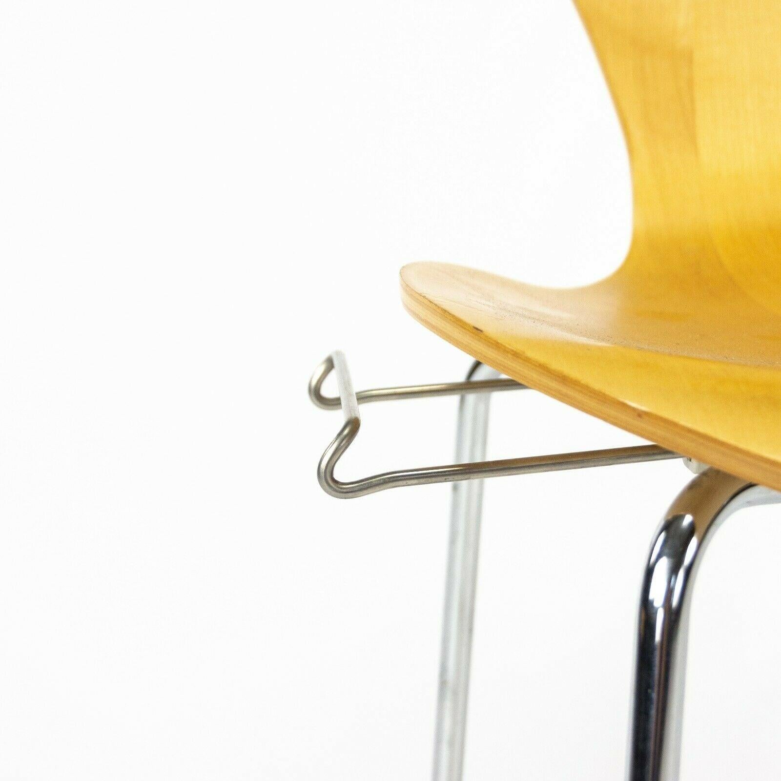 2001 Arne Jacobsen for Fritz Hansen Knoll Series 7 Stacking & Interlocking Chair For Sale 4