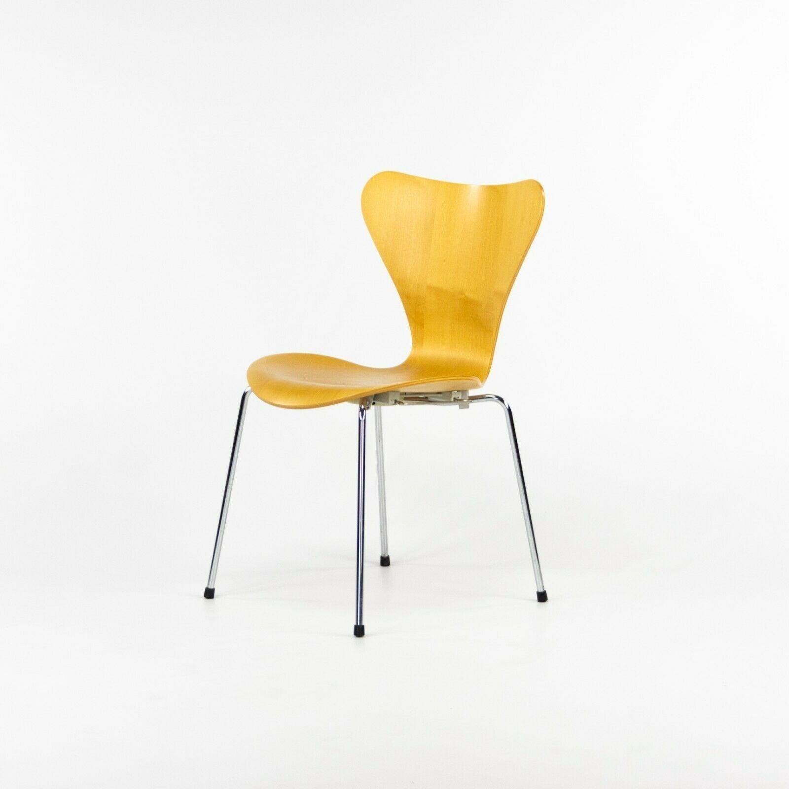2001 Arne Jacobsen for Fritz Hansen Knoll Series 7 Stacking & Interlocking Chair For Sale 1