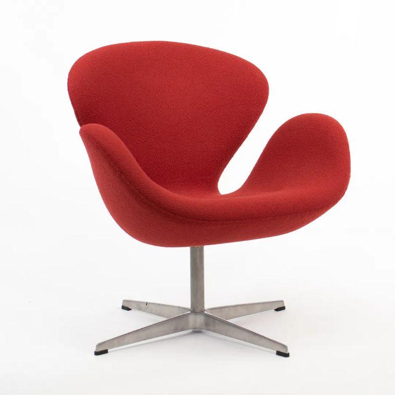 Danish 2001 Arne Jacobsen for Fritz Hansen Swan Lounge Chair in Red Boucle For Sale