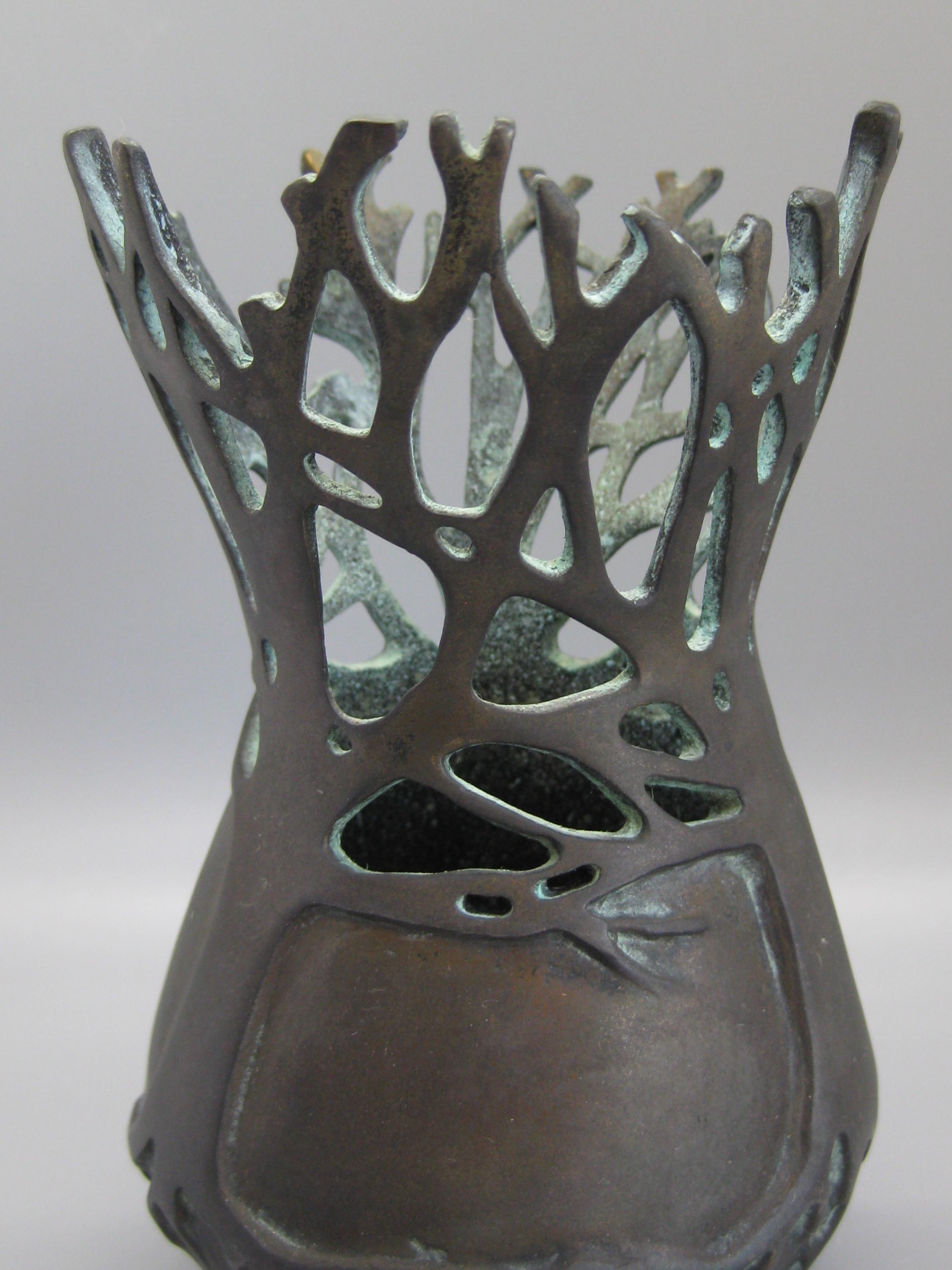 Outstanding bronze vase/vessel sculpture by listed artist Carol Alleman, circa 2001. Low production of only 75 made and this is number 9. Signed on the lower side. Great dark patina and has a wonderful organic form. In excellent shape. Measures: 6