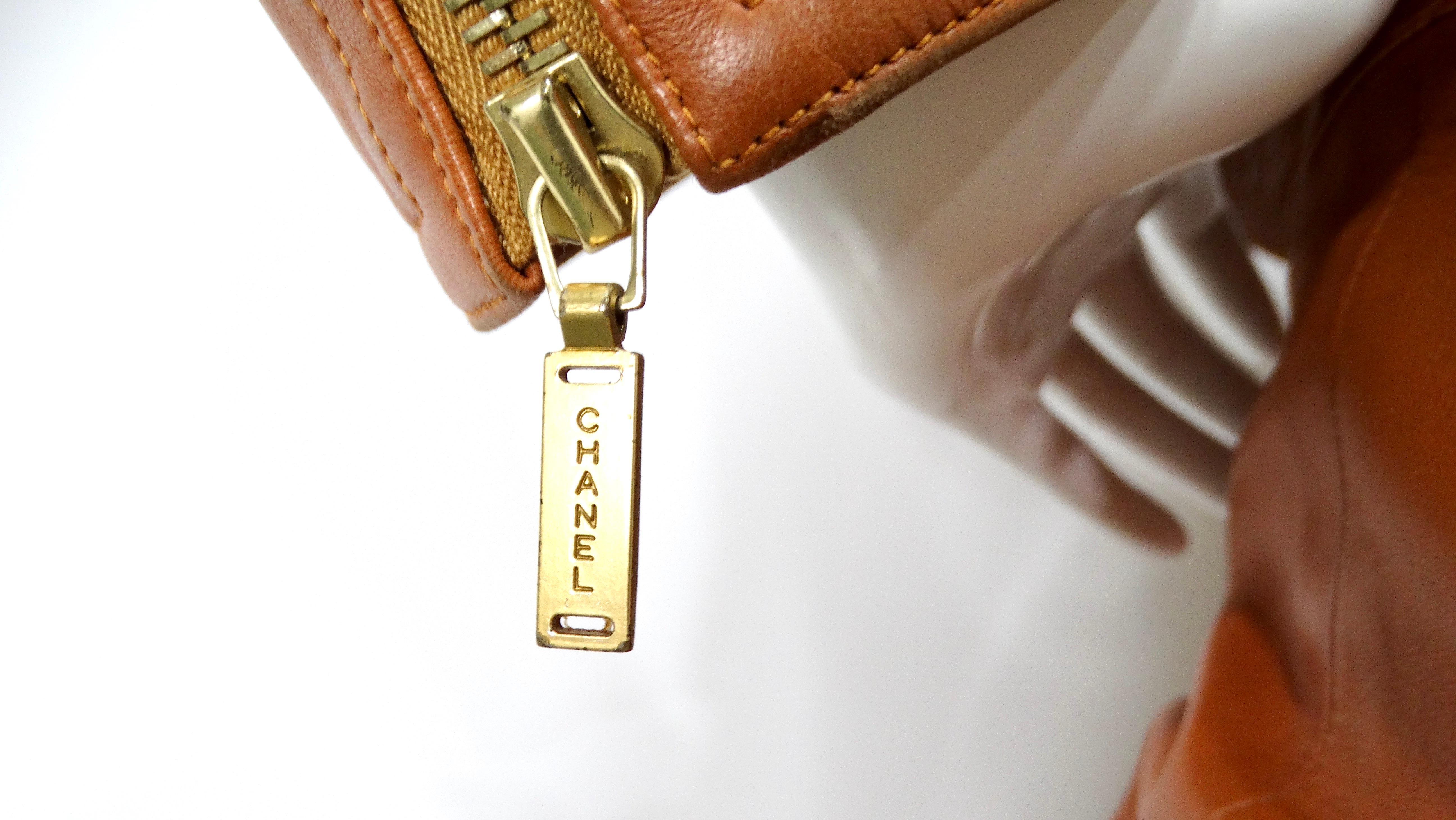 2001 Chanel Runway Set giacca e pantaloni in pelle di agnello marrone in vendita 5