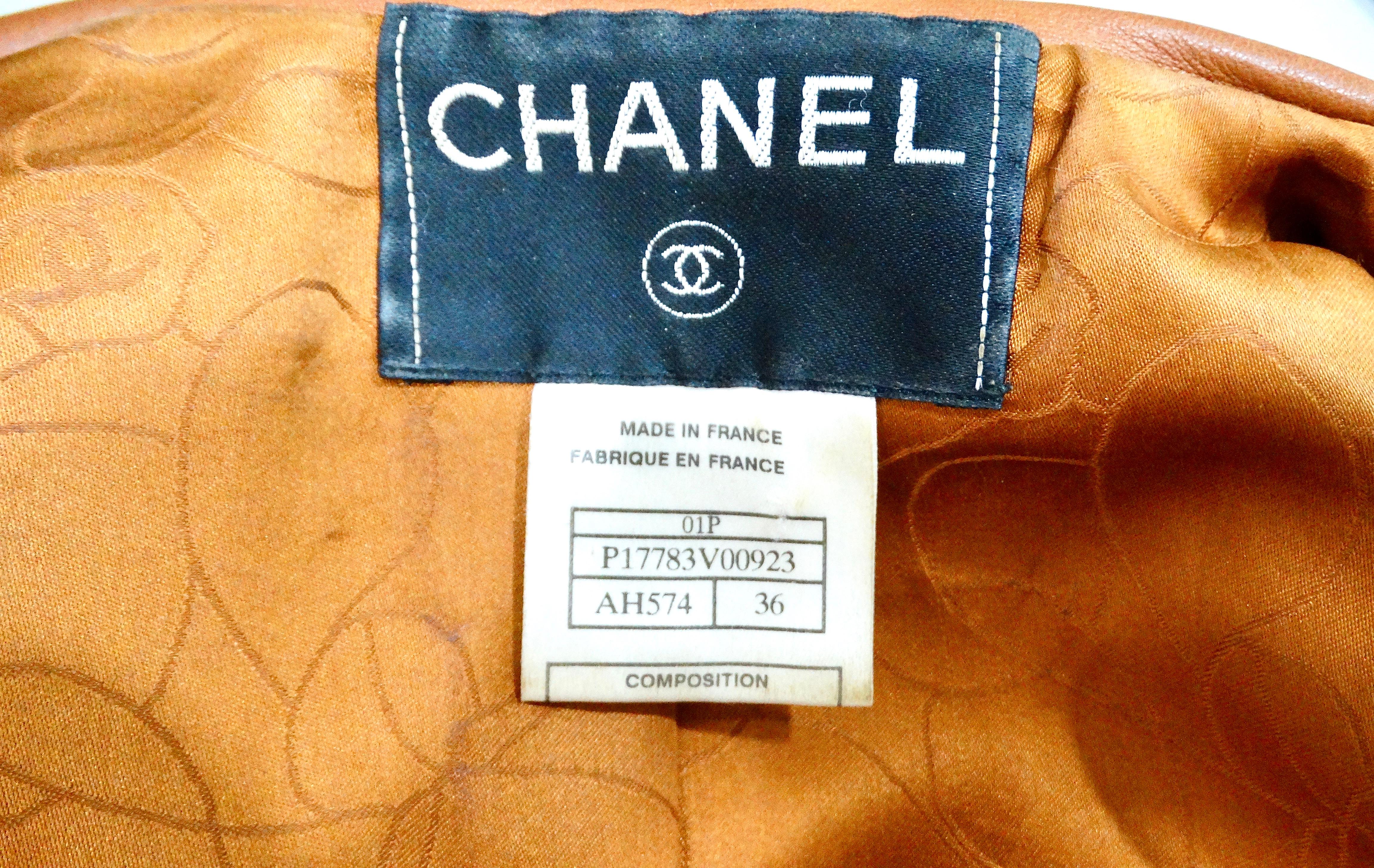 2001 Chanel Runway Set giacca e pantaloni in pelle di agnello marrone in vendita 8