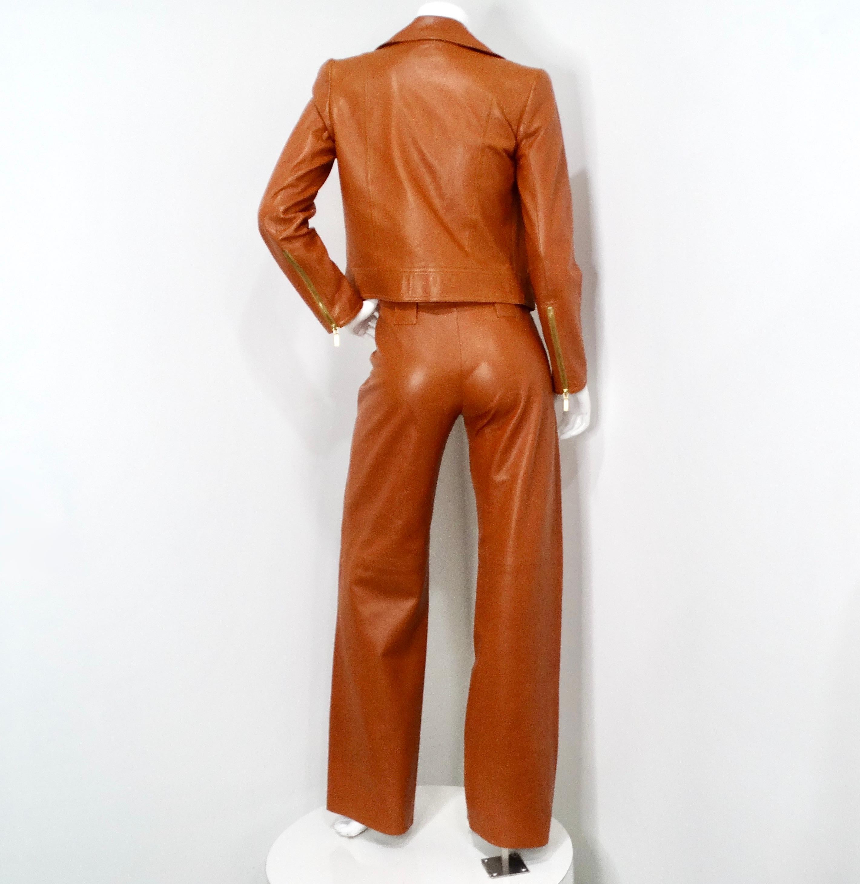 Marrone 2001 Chanel Runway Set giacca e pantaloni in pelle di agnello marrone in vendita
