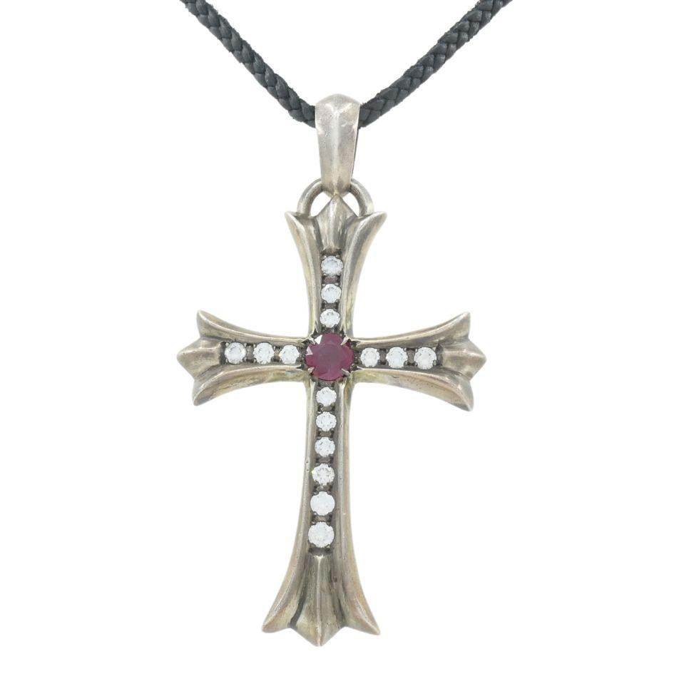 2001 Chrome Hearts Plata Rubí Diamante Cruz Colgante Collar de Cuero Corte brillante en venta