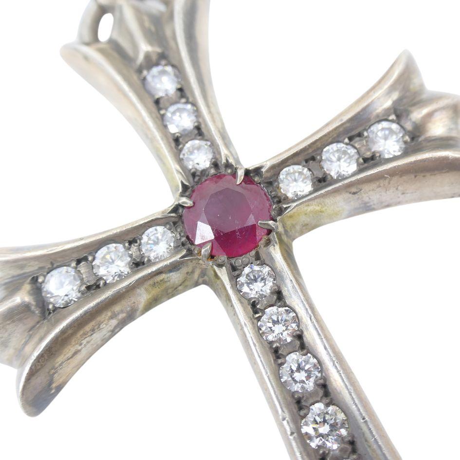 Femenino o masculino 2001 Chrome Hearts Plata Rubí Diamante Cruz Colgante Collar de Cuero en venta