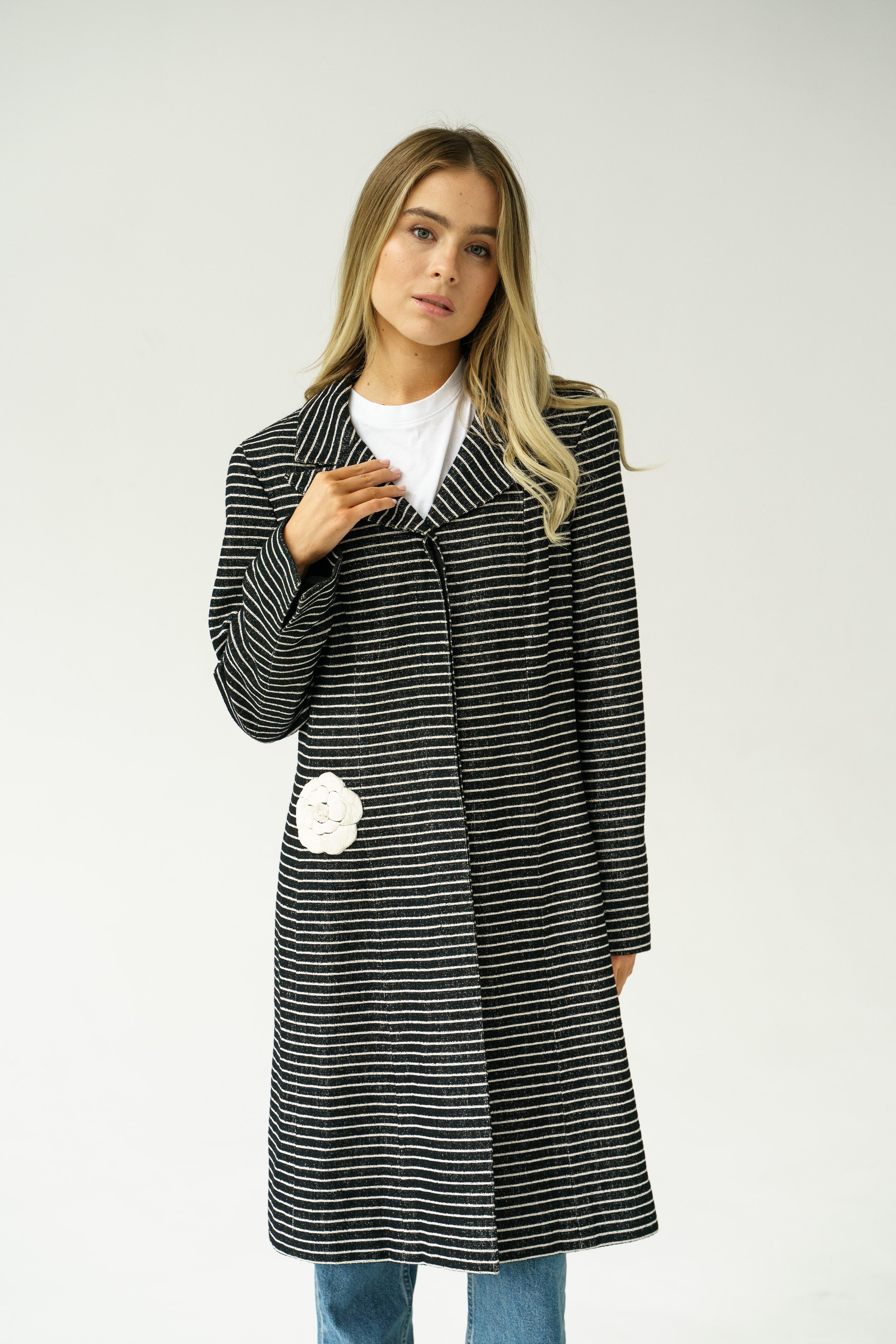 Noir 2001 Croisière Chanel & Karl Lagerfeld 2005 manteau à simple boutonnage en vente