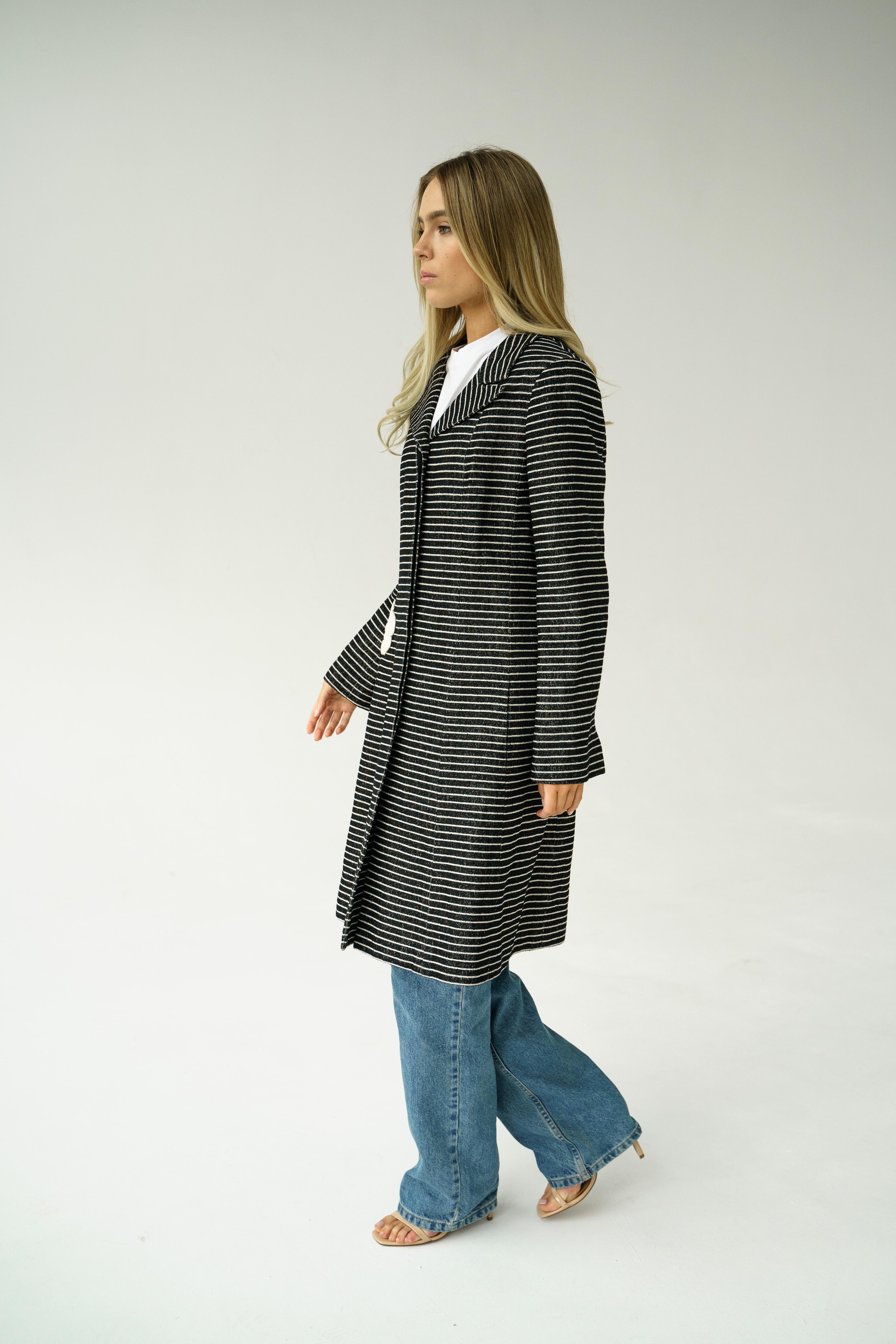 2001 Croisière Chanel & Karl Lagerfeld 2005 manteau à simple boutonnage Unisexe en vente