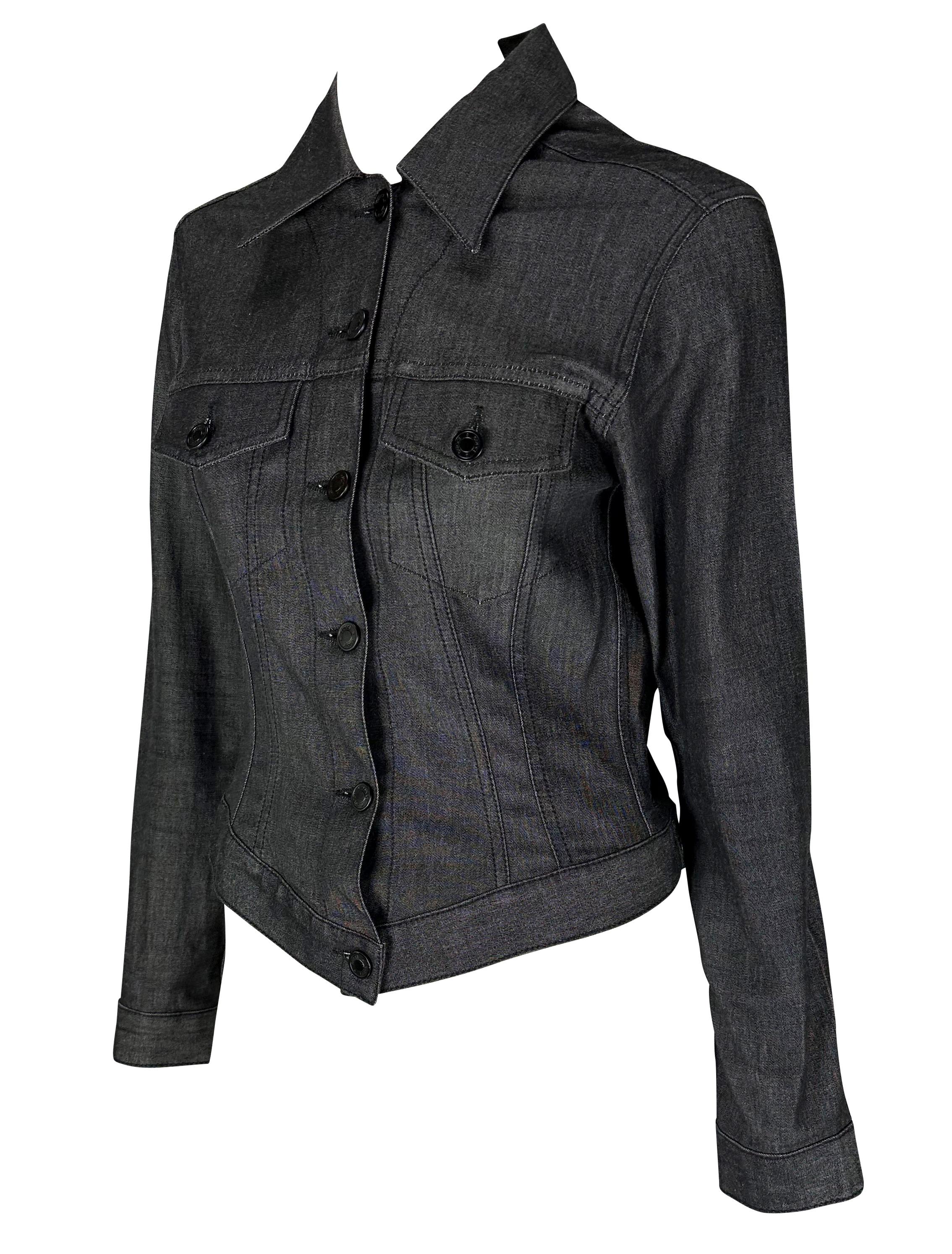 2001 Gucci by Tom Ford Schwarze Monochrome Jacke aus Stretch-Denim-Baumwolle im Zustand „Hervorragend“ im Angebot in West Hollywood, CA