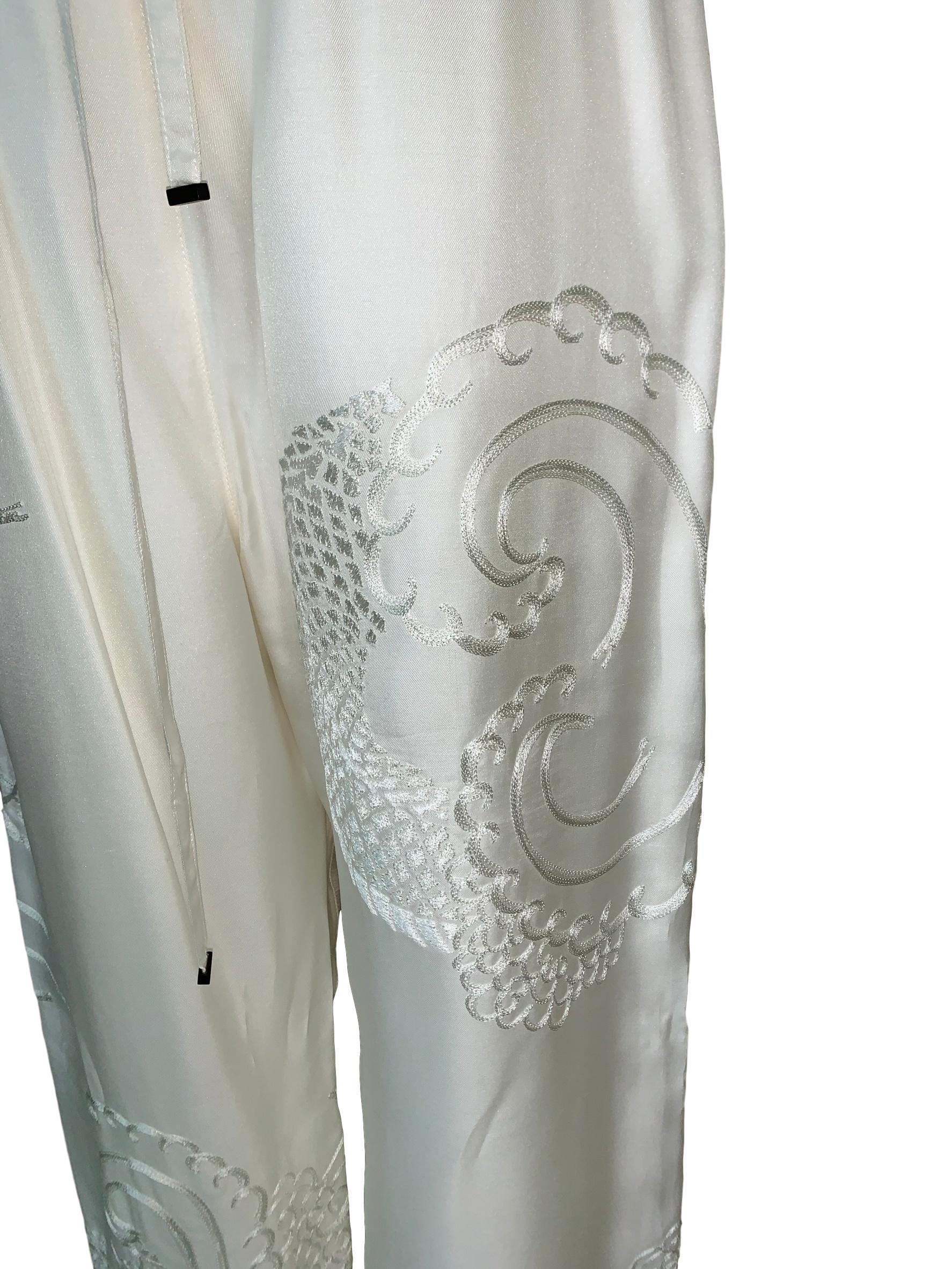 Women's 2001 Gucci Tom Ford Ivory Silk Chinese Dragon Embroidered Jacket Pant Tracksuit