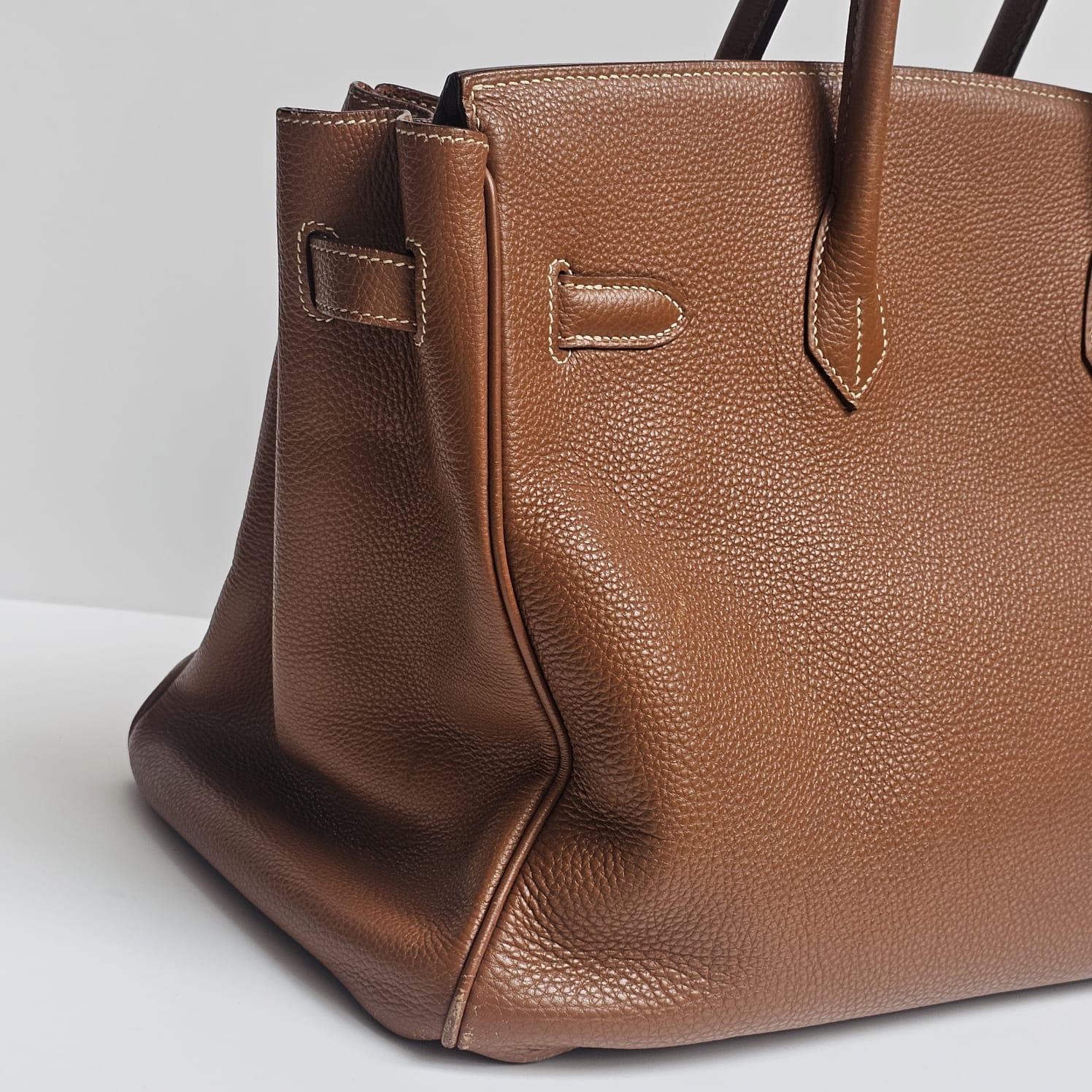 2001 Hermes Oro Togo Pelle Birkin 35 Borsa In condizioni buone in vendita a Jakarta, Daerah Khusus Ibukota Jakarta