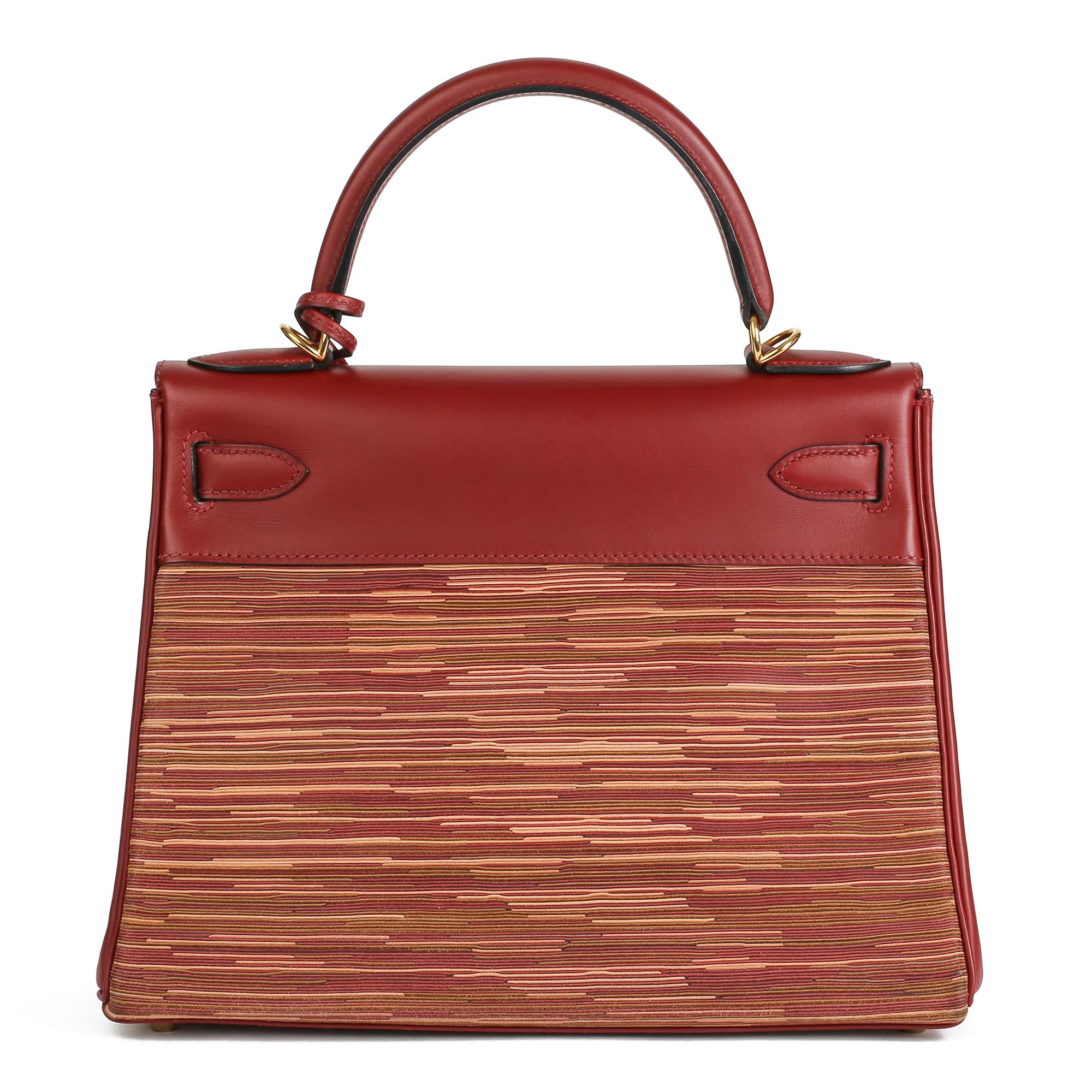 2001 Hermès Rouge H Box Calf Leather Vibrato Kelly 28cm Retourne Excellent état - En vente à Bishop's Stortford, Hertfordshire