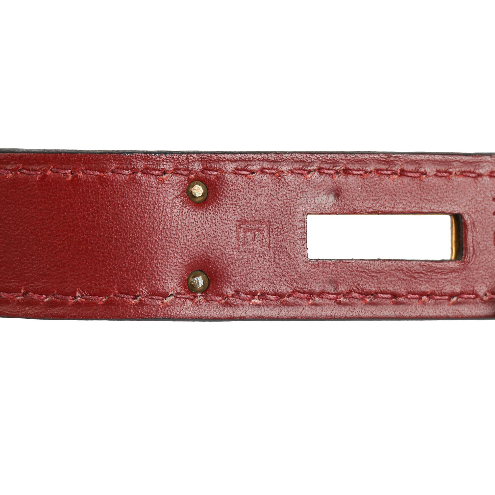 2001 Hermes Rouge H Box Calf Leather Vibrato Kelly 28cm Retourne For Sale 3