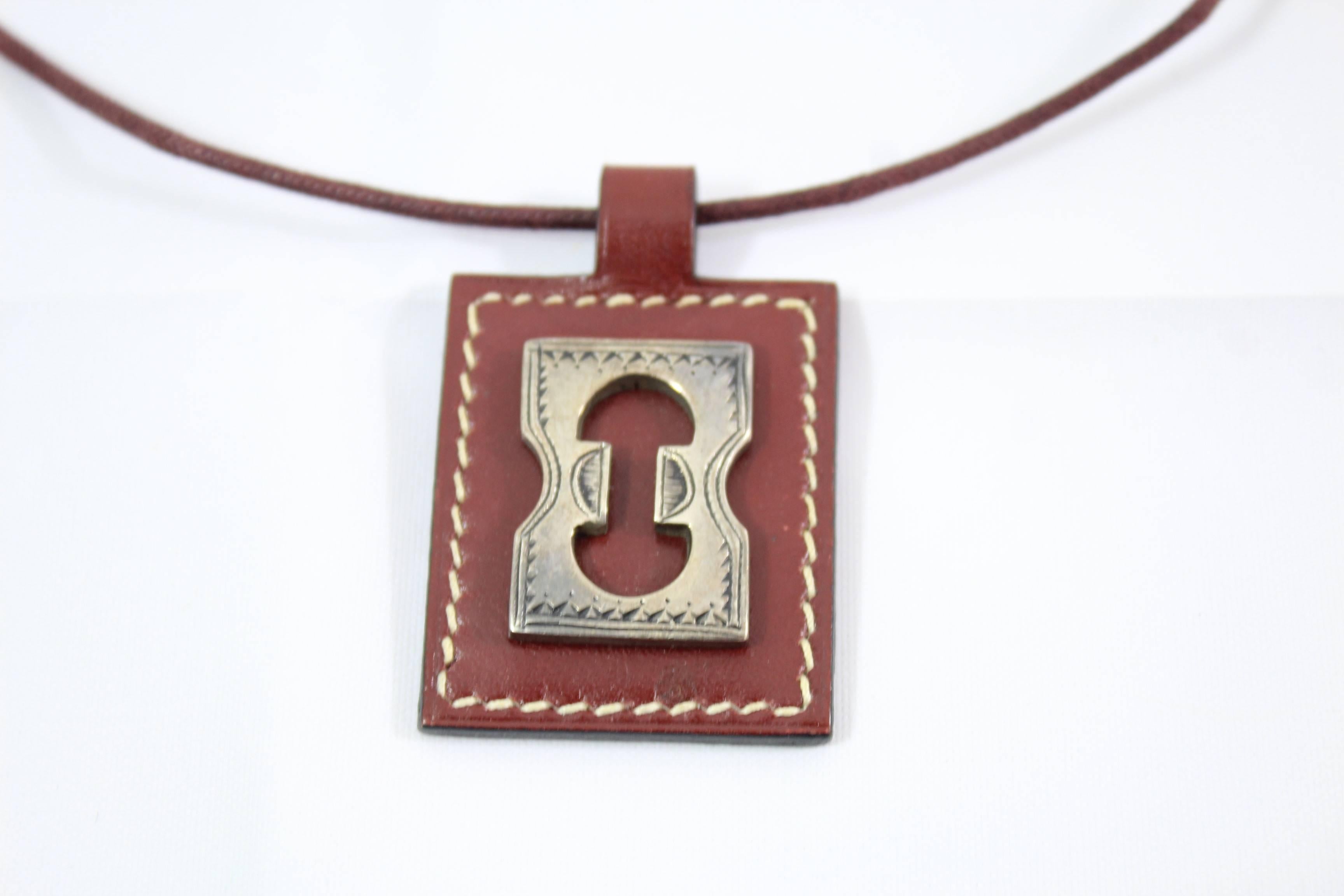 Nice hermes touareg necklace in Silver and leather. No longer available at hermes. really good condition.