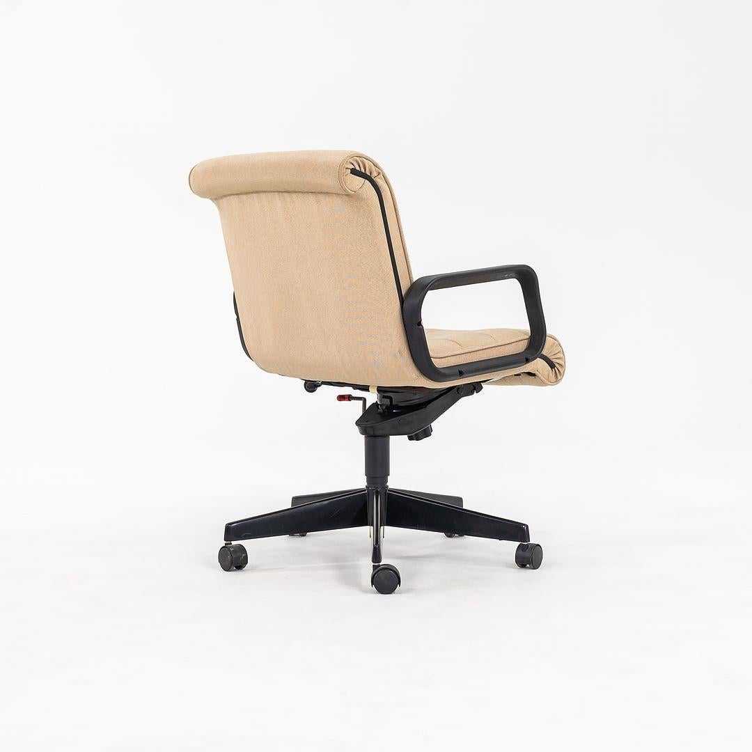 2001 Knoll Sapper Series Management-Schreibtischstuhl von Richard Sapper aus taupefarbenem Segeltuch im Zustand „Gut“ im Angebot in Philadelphia, PA