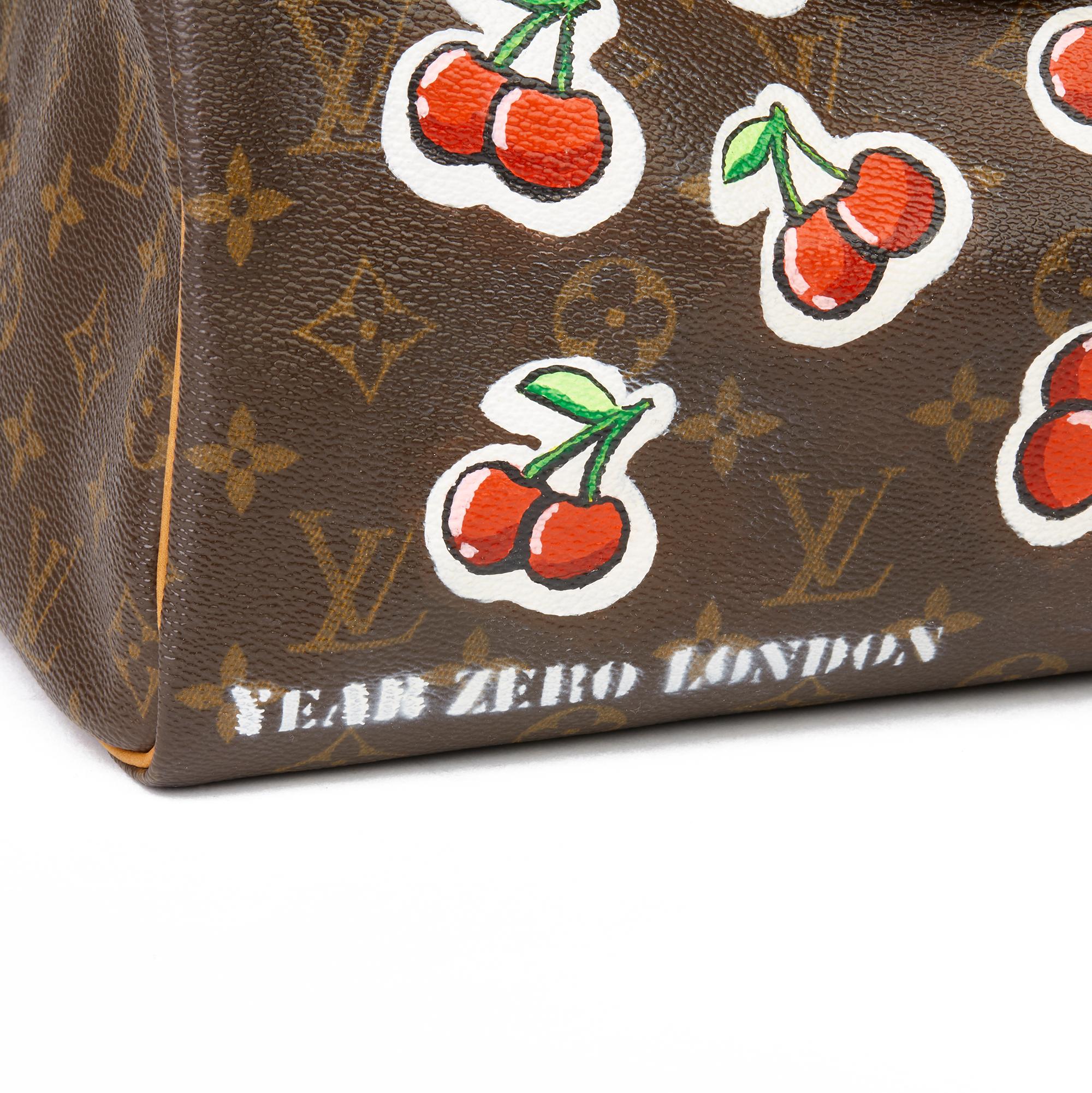 2001 Louis Vuitton peint à la main  Cherries Brown Monogram Toile enduite Speedy 30 en vente 2