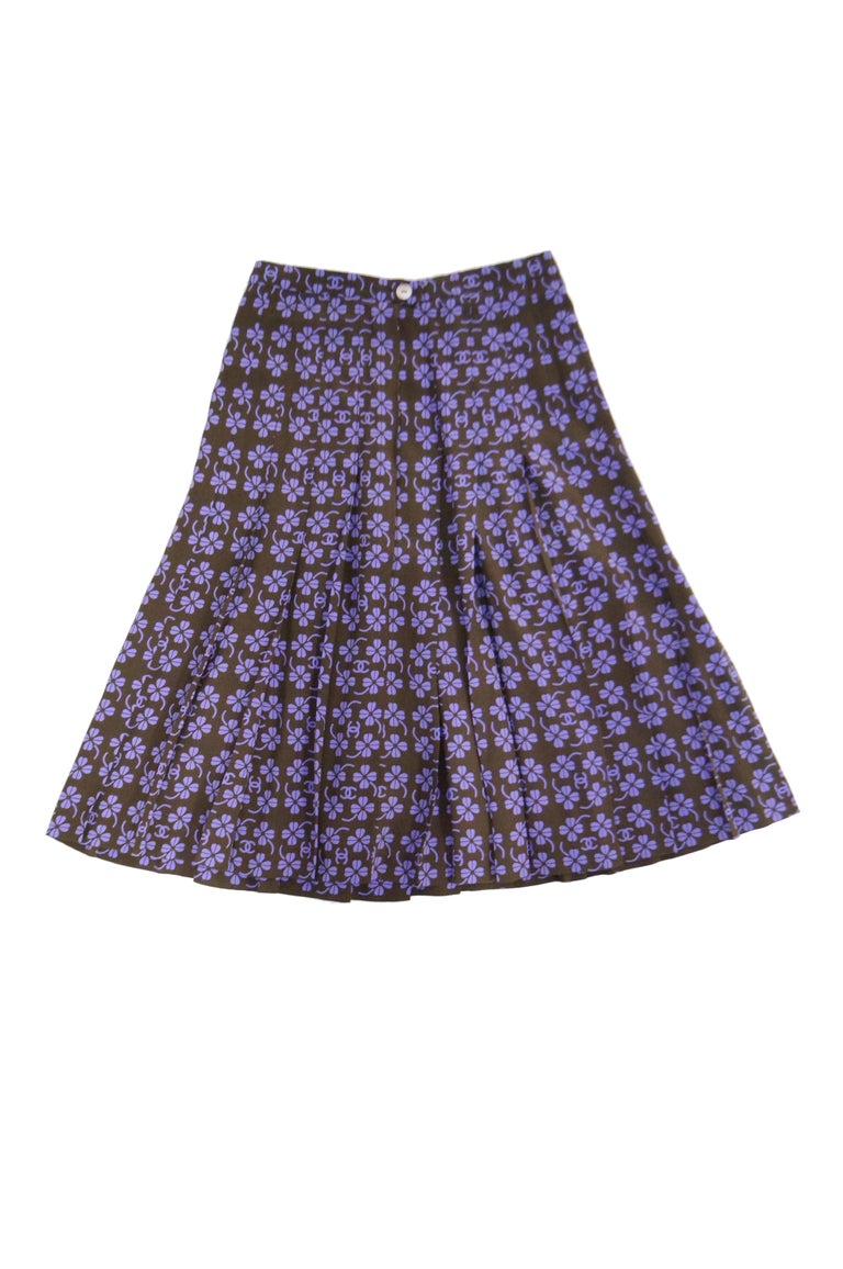 2001 NWT Chanel Purple and Brown Mark Lucky Clover Pleated Skirt at 1stDibs
