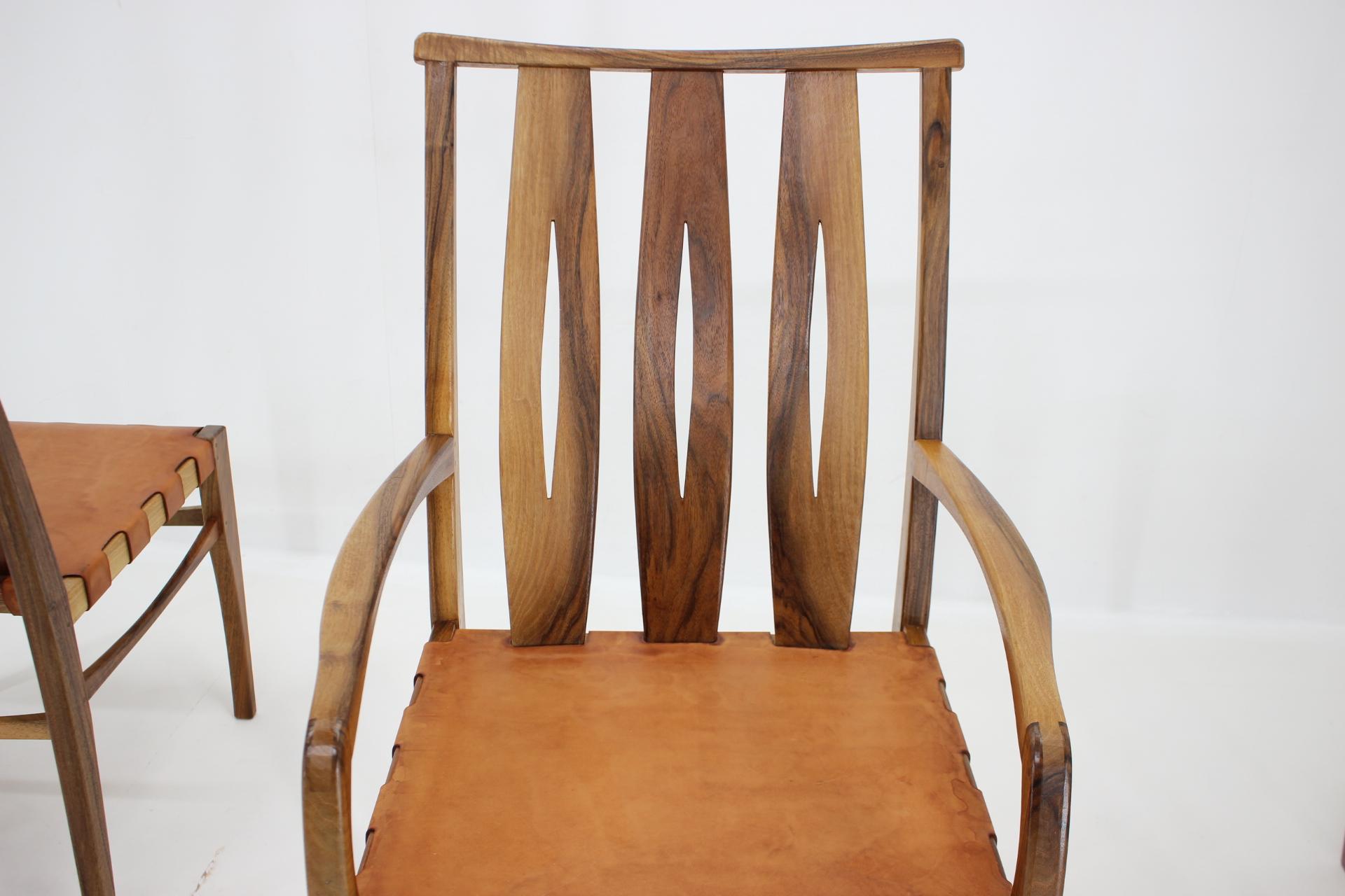 2001 One of a Kind Custom Made Set of Walnut and Leather Dining Chairs, Set of 6 For Sale 5