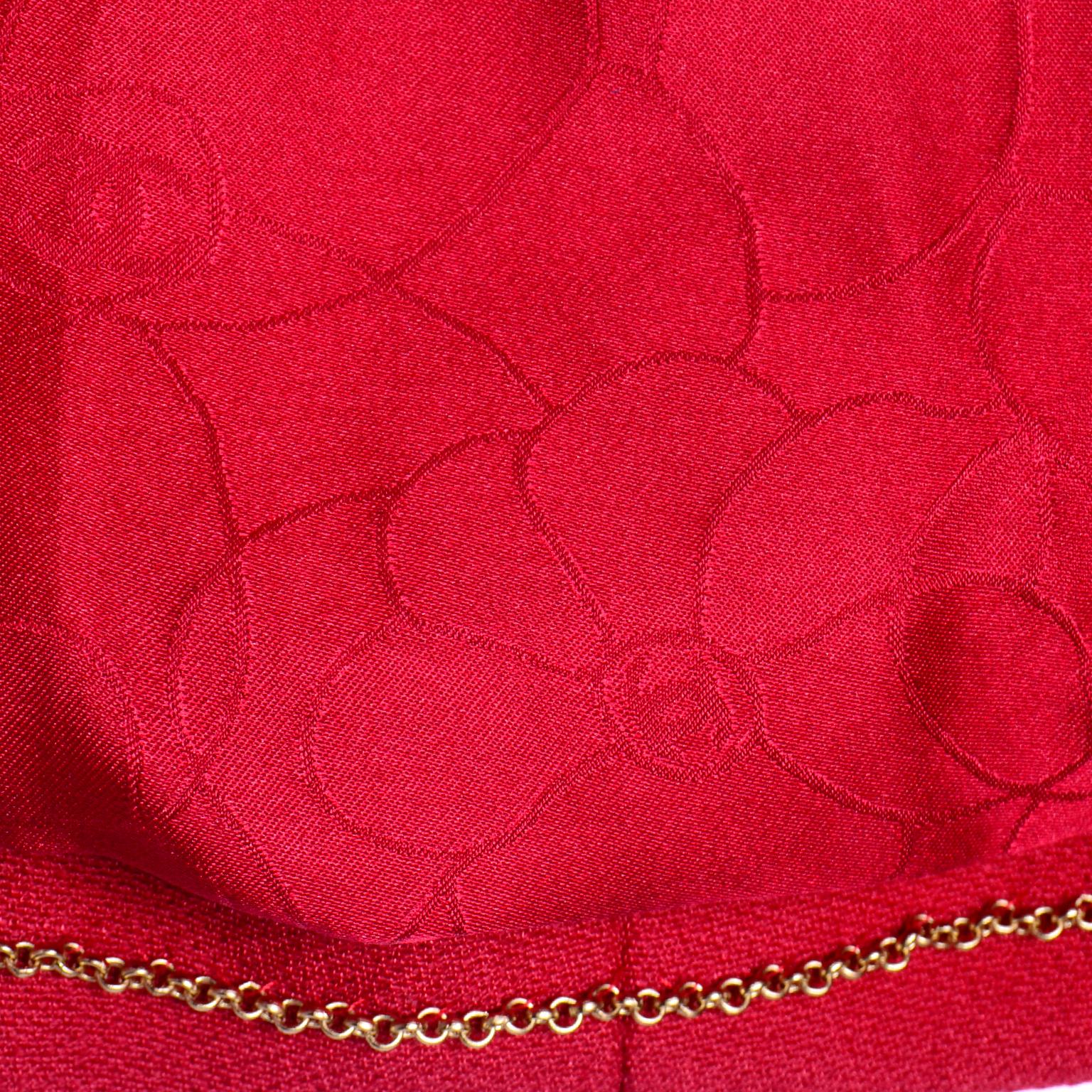2001 Red Wool Blend Chanel Blazer Jacket W Notch Collar and CC Button Closure 5