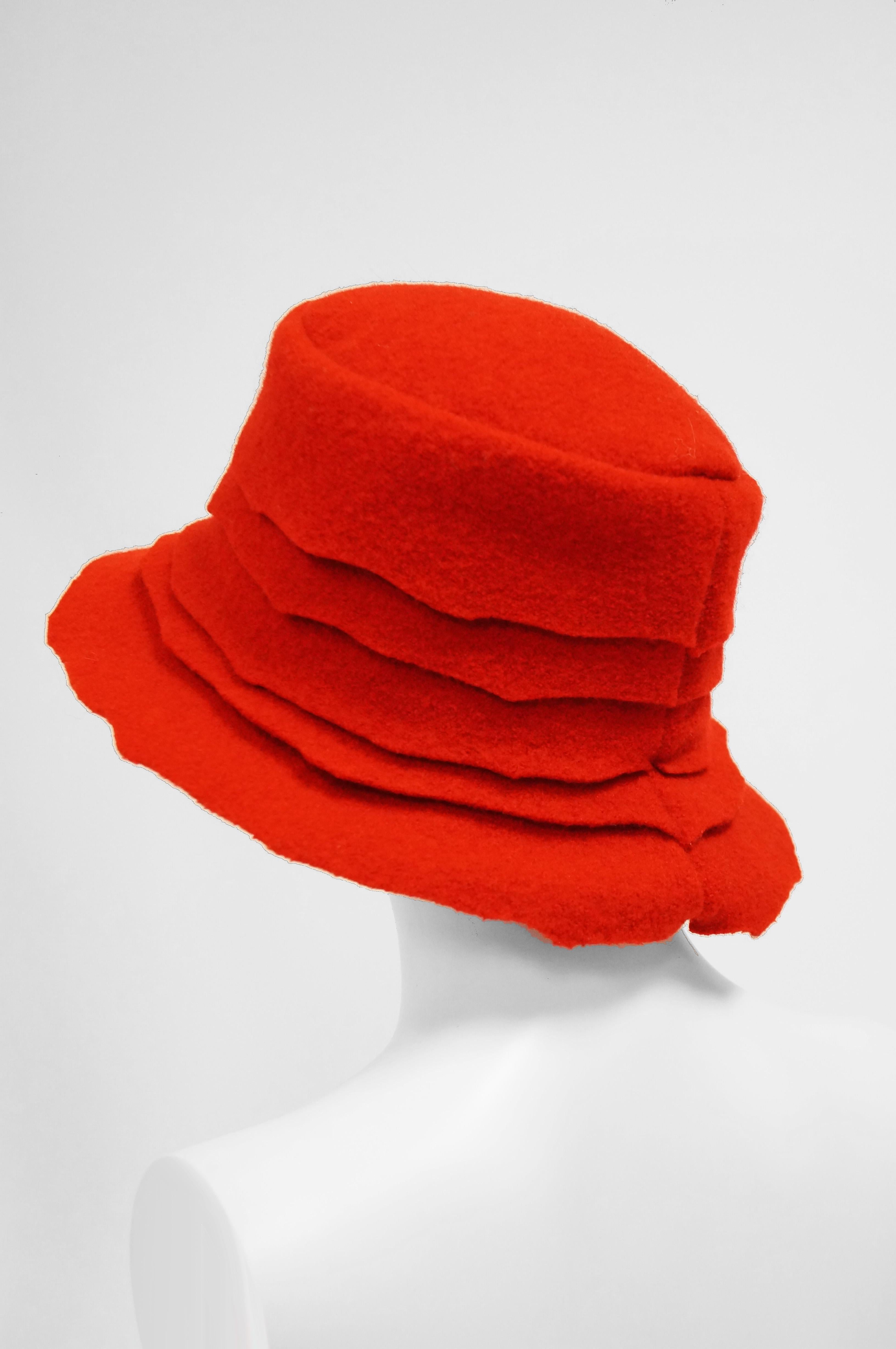 Gray 2001 Stephen Jones Rose Red Felt Layered Bucket Hat, England For Sale