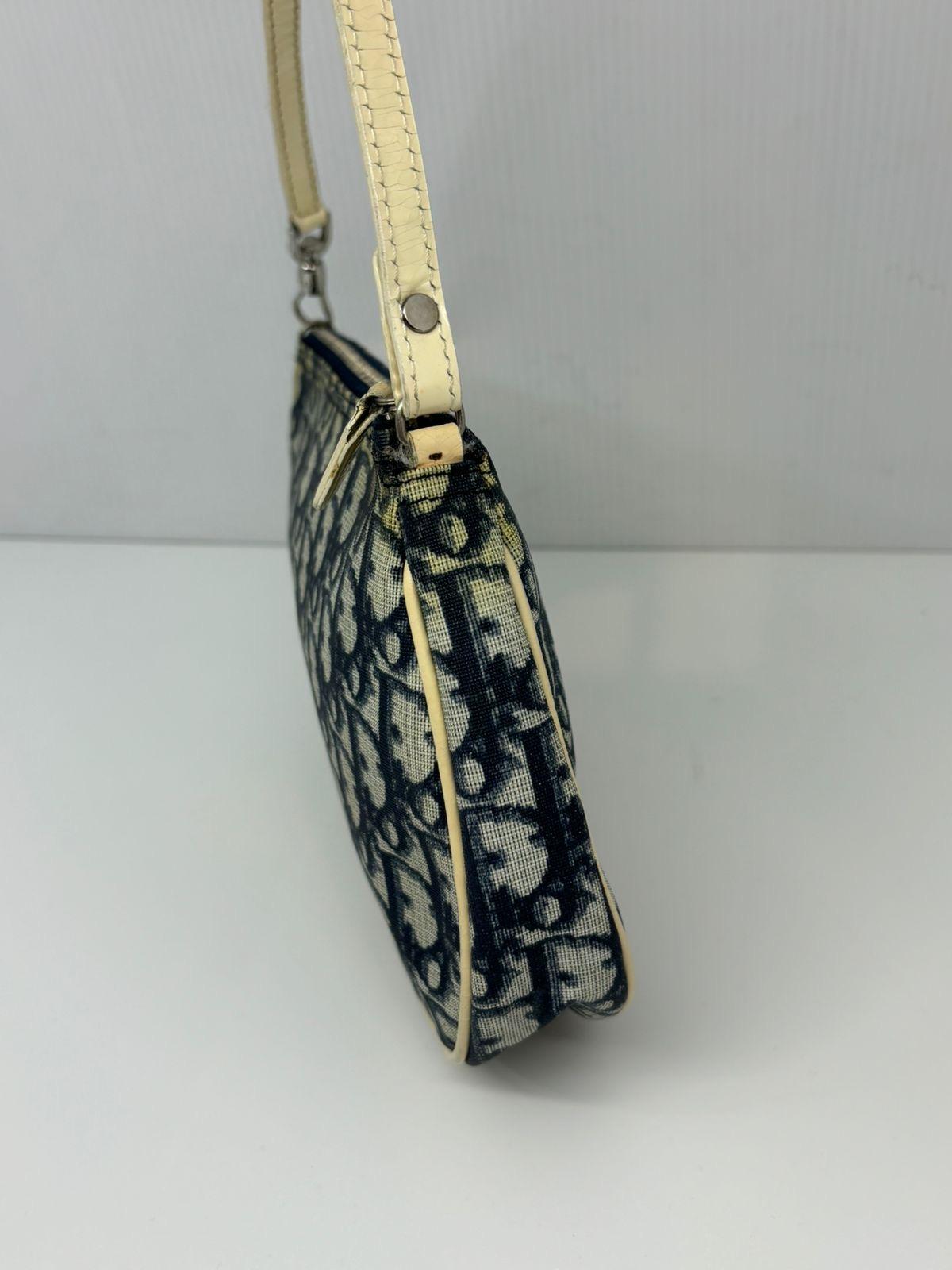 Black 2001 Vintage Christian Dior Navy Oblique Saddle PVC Zip Pochette For Sale
