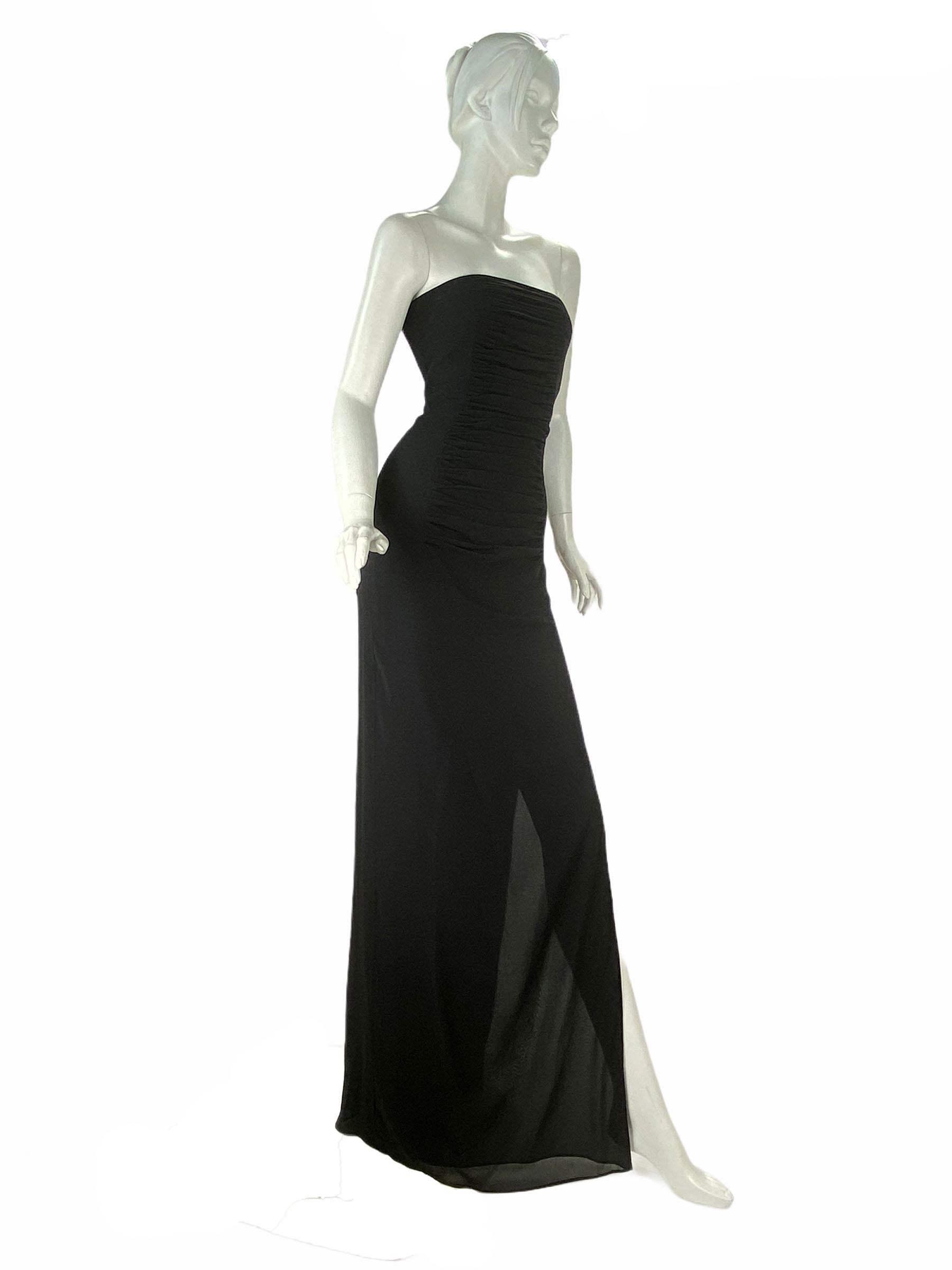 S/S 2001 Vintage Tom Ford for Yves Saint Laurent
Black Silk Strapless Long Dress

100% Silk

Ruched detail

Long side slit

FR Size 36 - US 4

Immaculate condition