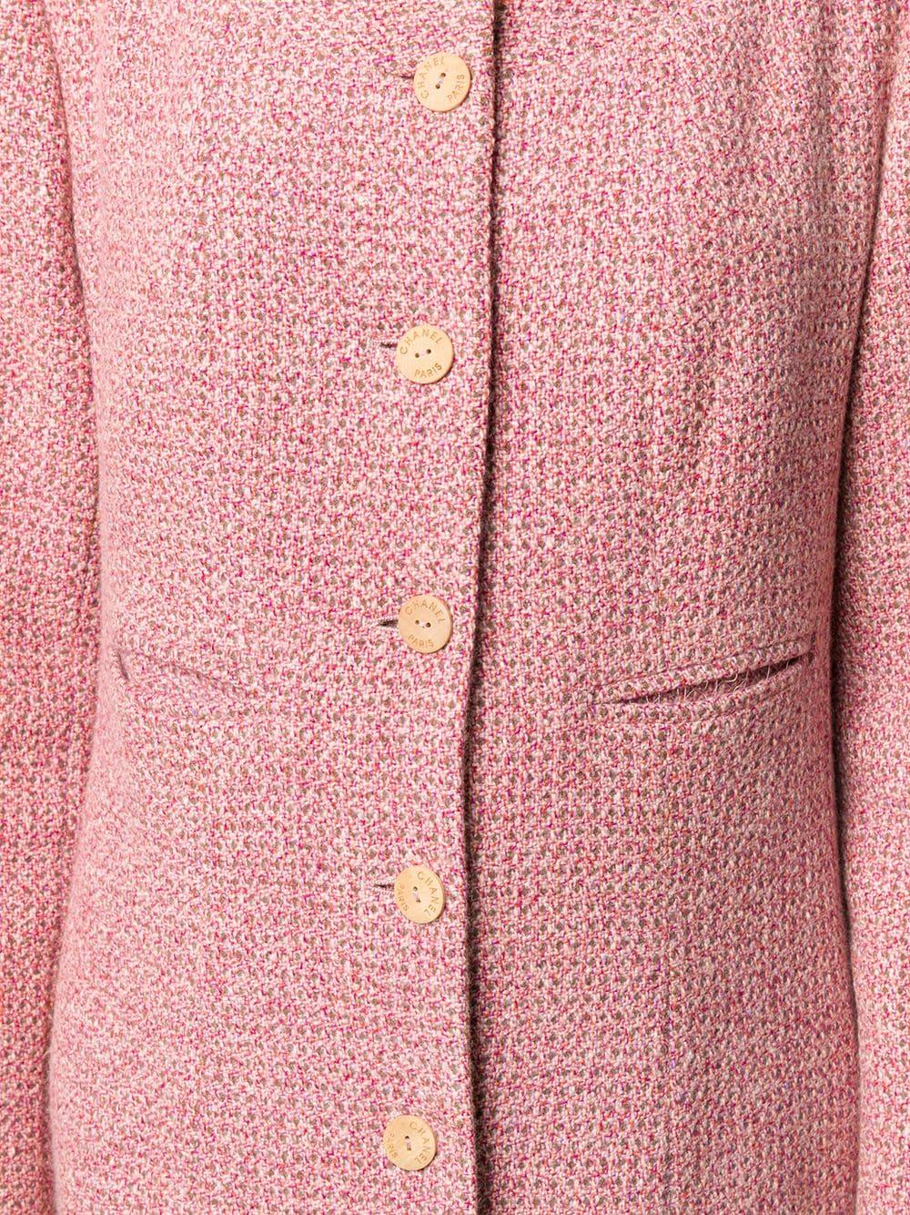 2001s Chanel Pink Cashmere Coat Jacket In Excellent Condition In Paris, FR