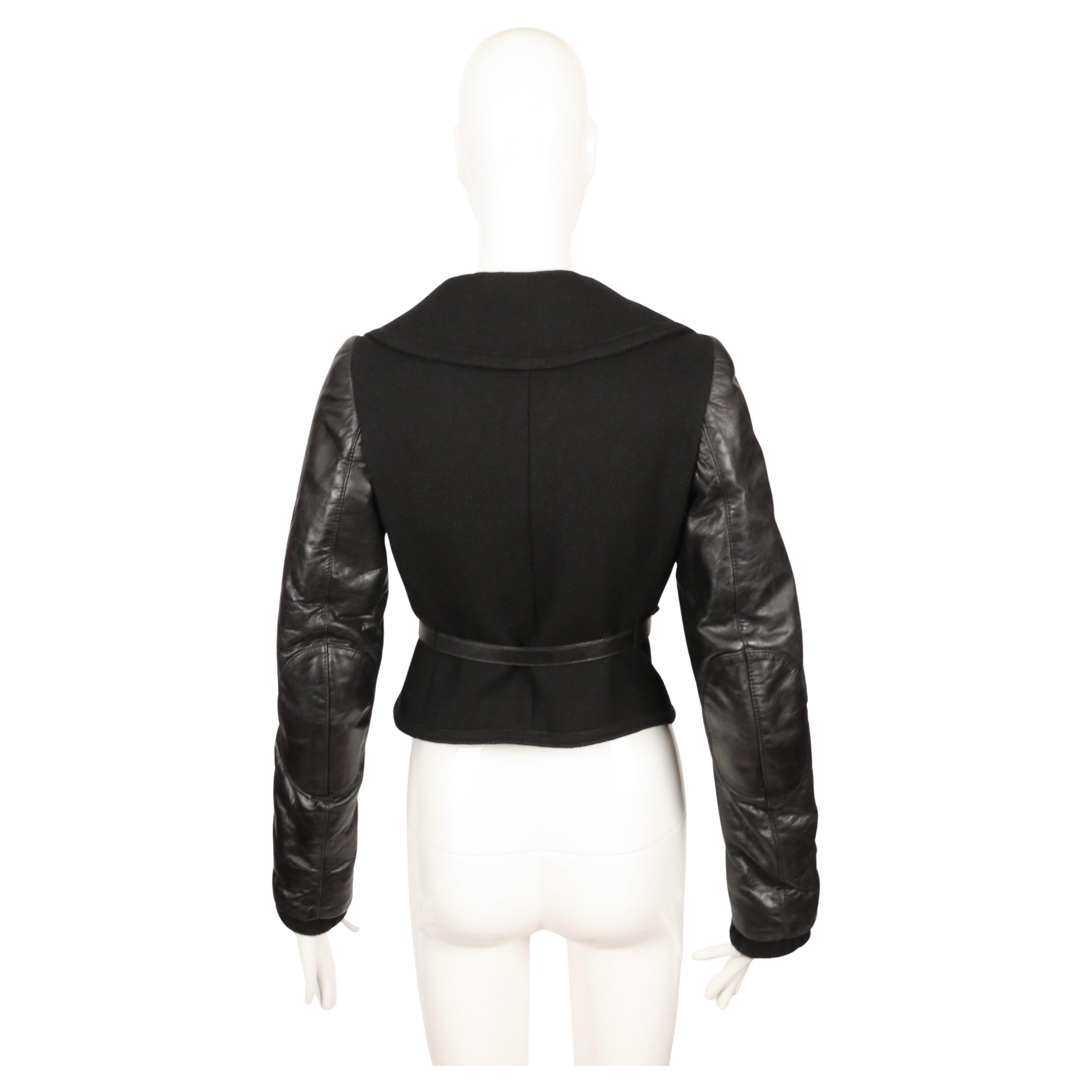 2002 Balenciaga by Nicolas Ghesquiere cappotto nero con maniche in pelle di capra in vendita 3