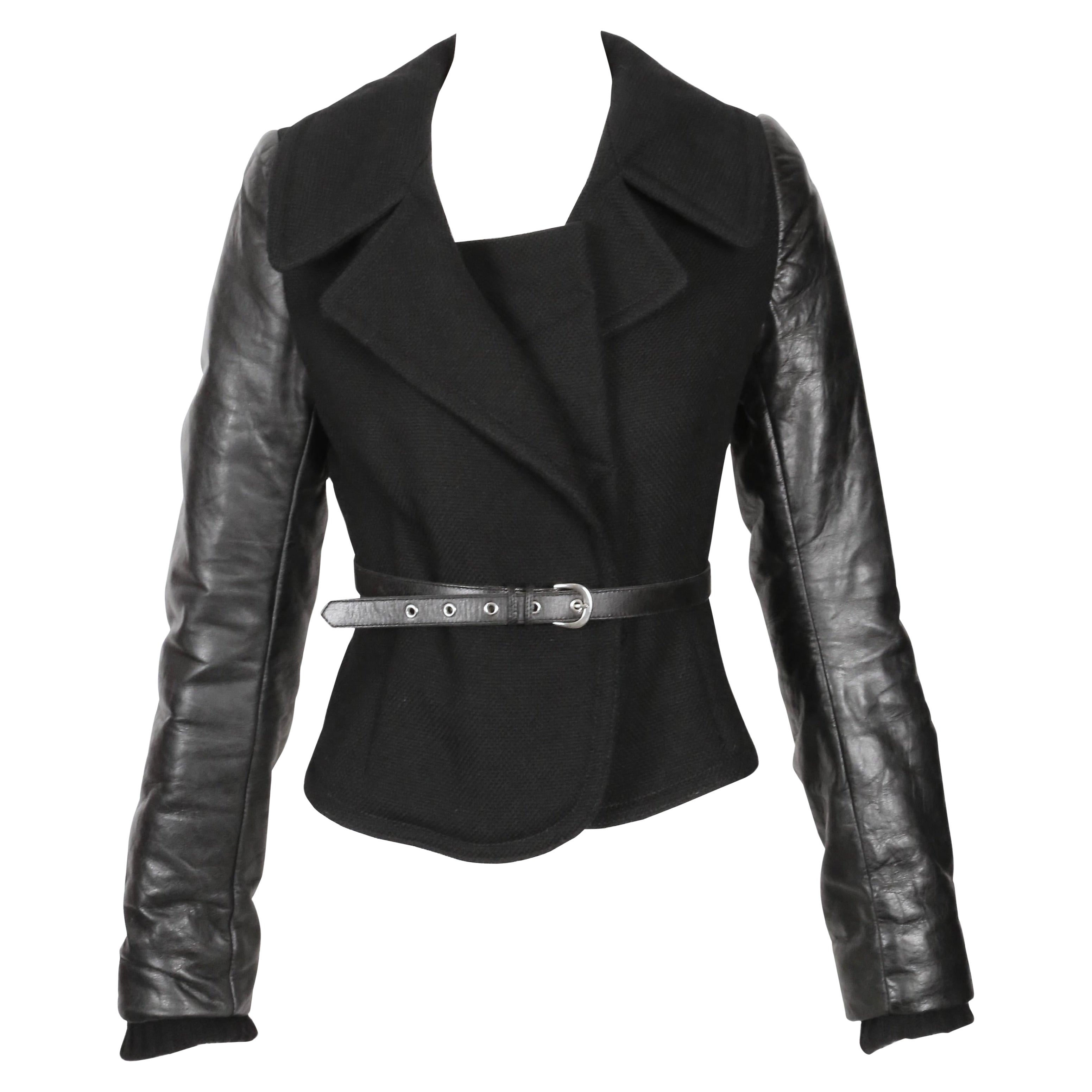 2002 BALENCIAGA Nicolas Ghesquiere cappotto nero RUNWAY con maniche in pelle di capra in vendita