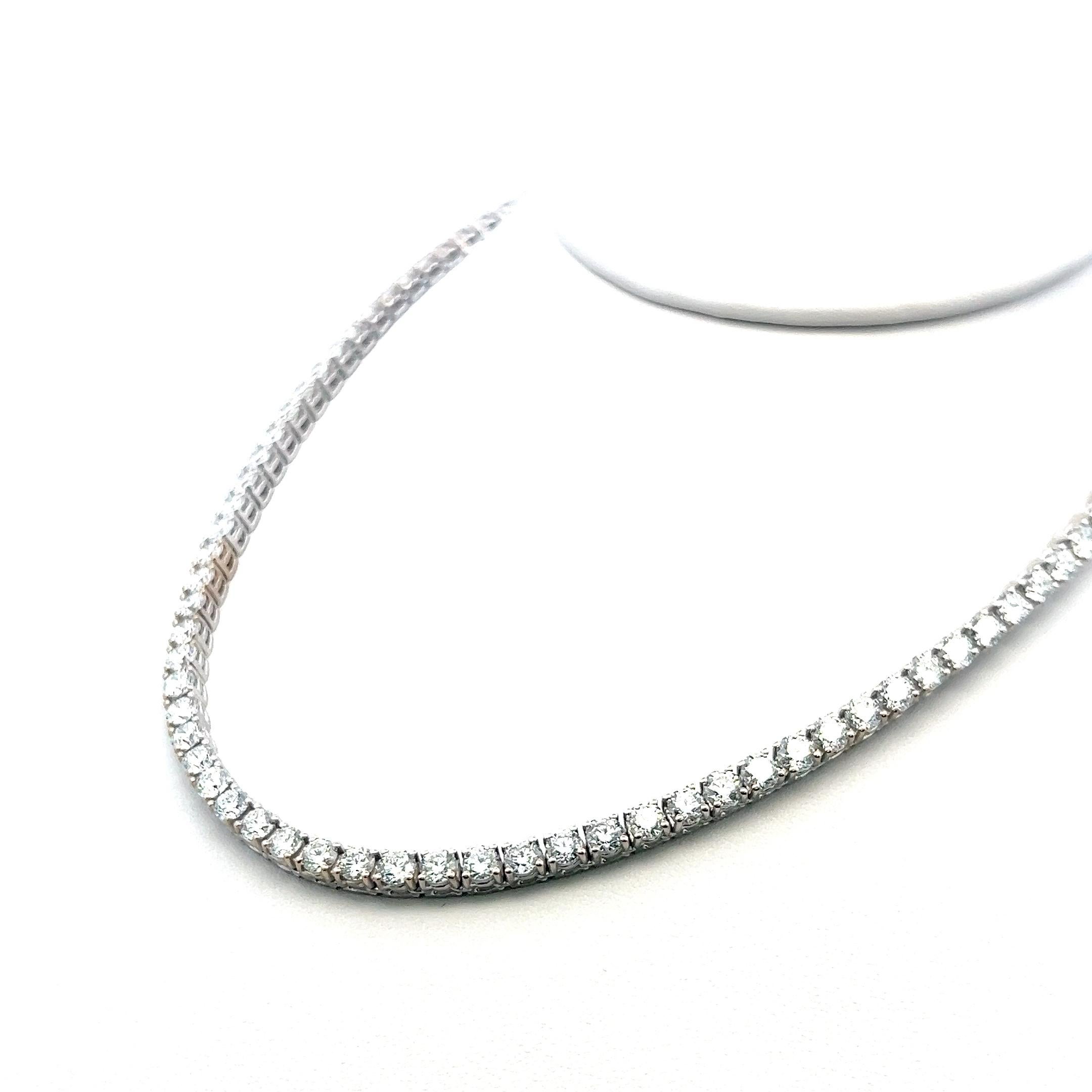 Titolo:
20,02 carati di diamante tondo brillante G VS Collana Riviera in oro bianco 18 carati
Stile:
Riviera
Metallo:
Oro bianco 18 carati
Gemma 1:
Diamante da 20,02 carati
Numero di pietre:
94
Colore:
G
Chiarezza:
VS
Forma:
Brillante