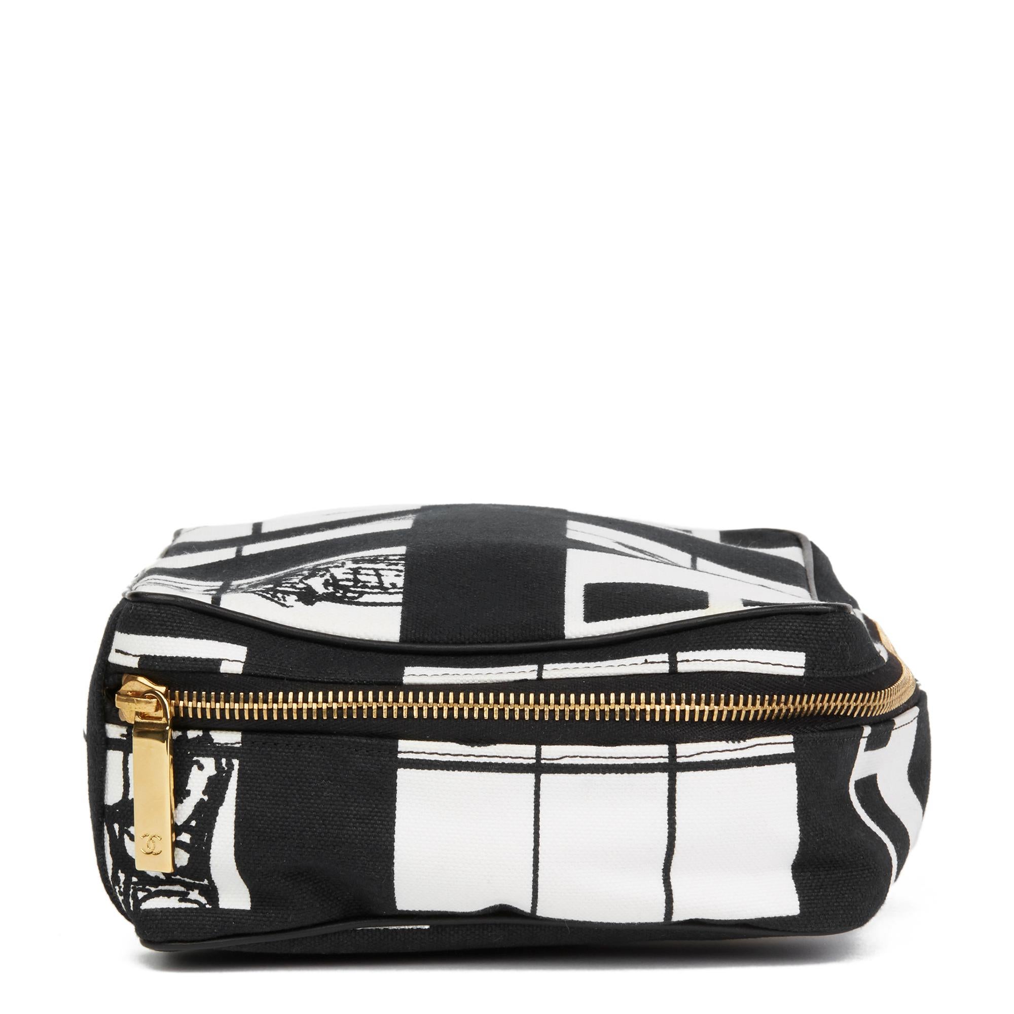 2002 Chanel Black & White Canvas 'Window Line' Toiletry Pouch In Excellent Condition In Bishop's Stortford, Hertfordshire