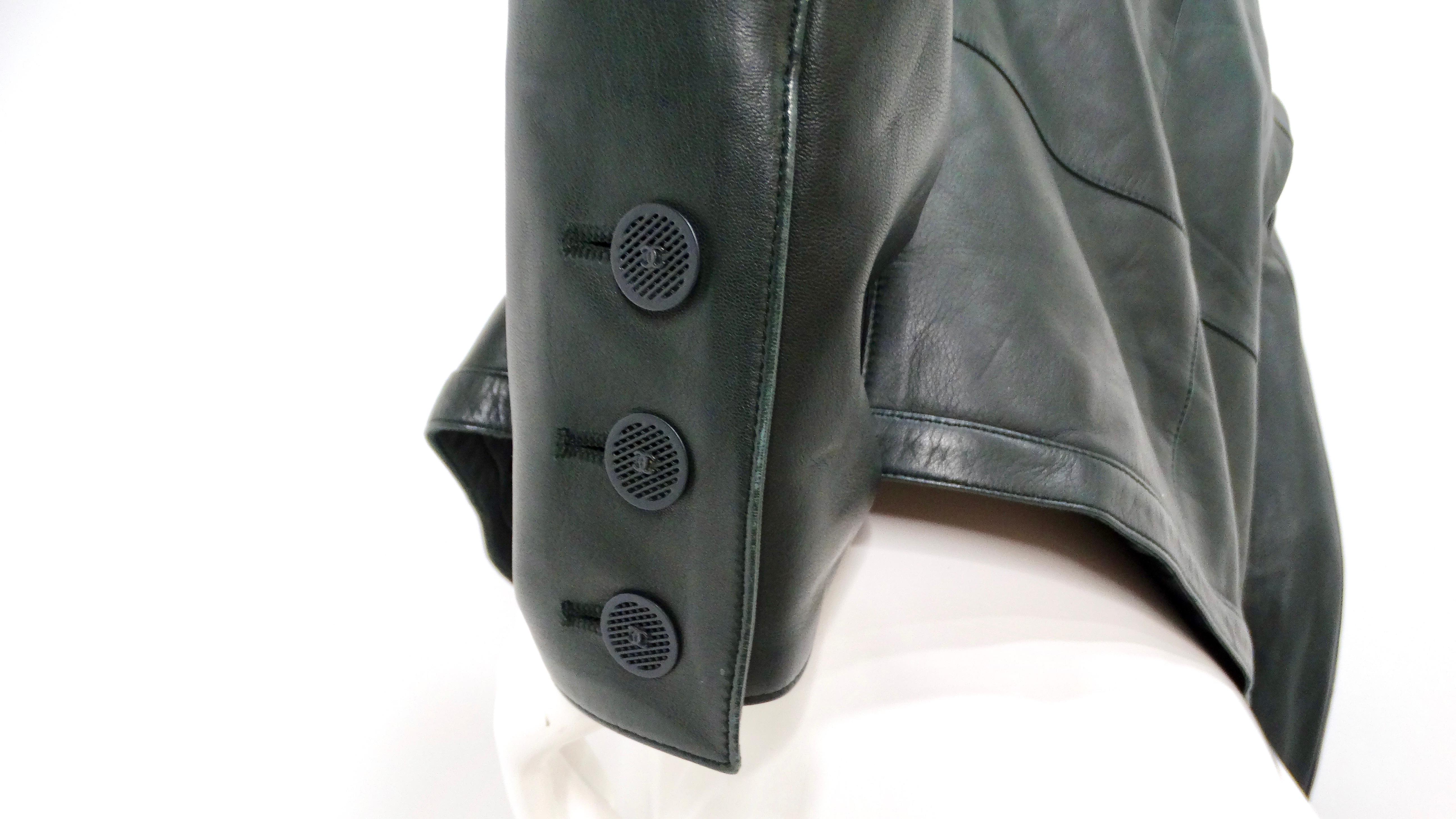 2002 Chanel Runway Green Lambskin Leather Jacket For Sale 2
