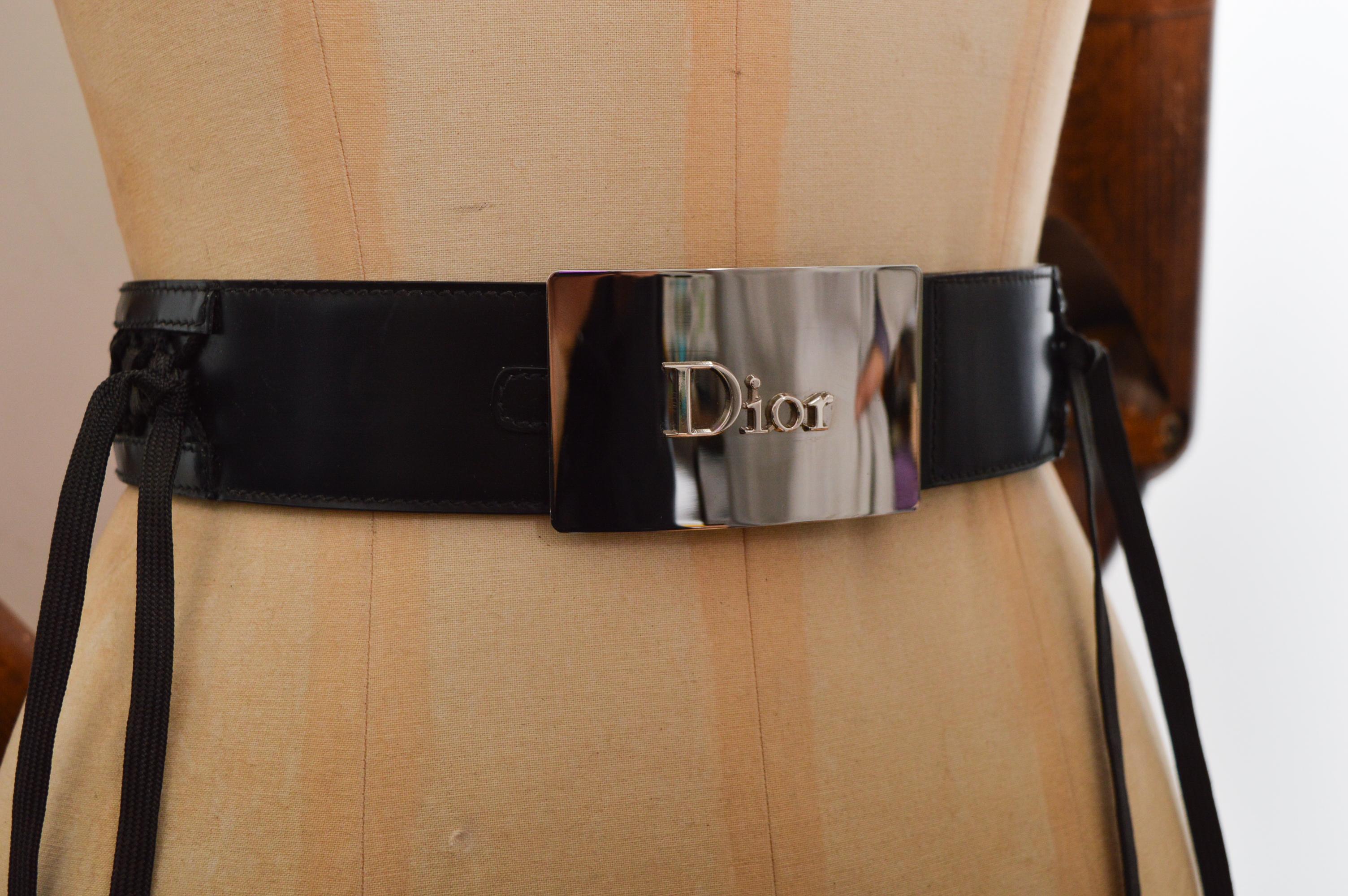 2002 Christian Galliano for Christian Dior 'Admit It' Cintura a corsetto in pelle nera in vendita 5