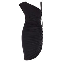 2002 Emanuel Ungaro: abito nero con increspature e cinturino in pelle