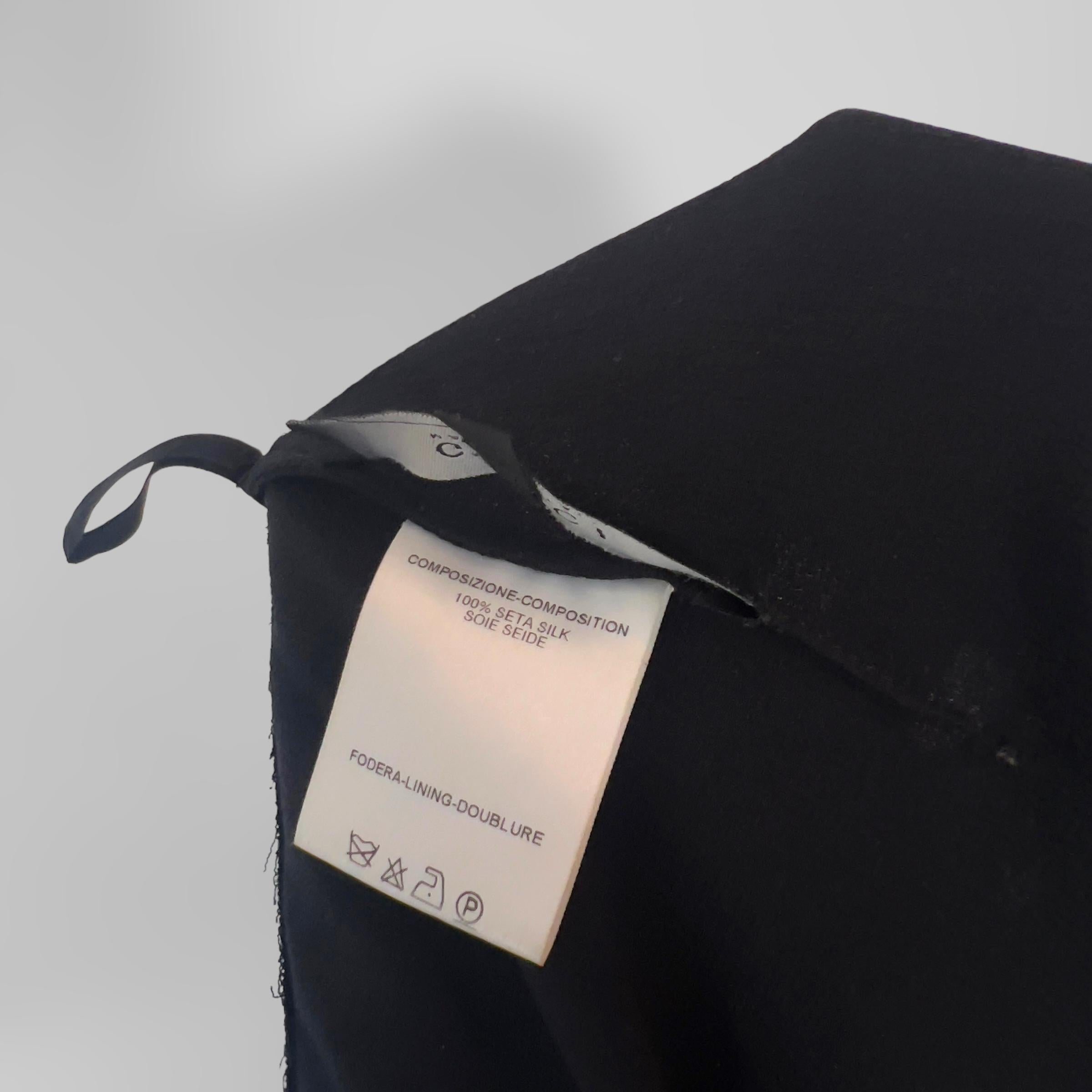 2002 Gucci, due pezzi in seta con lacci e laccetti in vendita 8