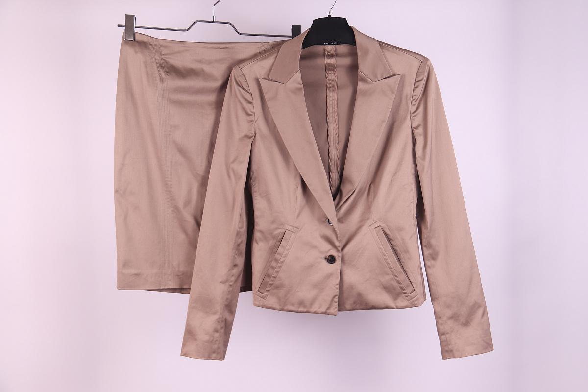 2002 Gucci Tom Ford Rock-Anzug-Set mit Rock im Angebot 4