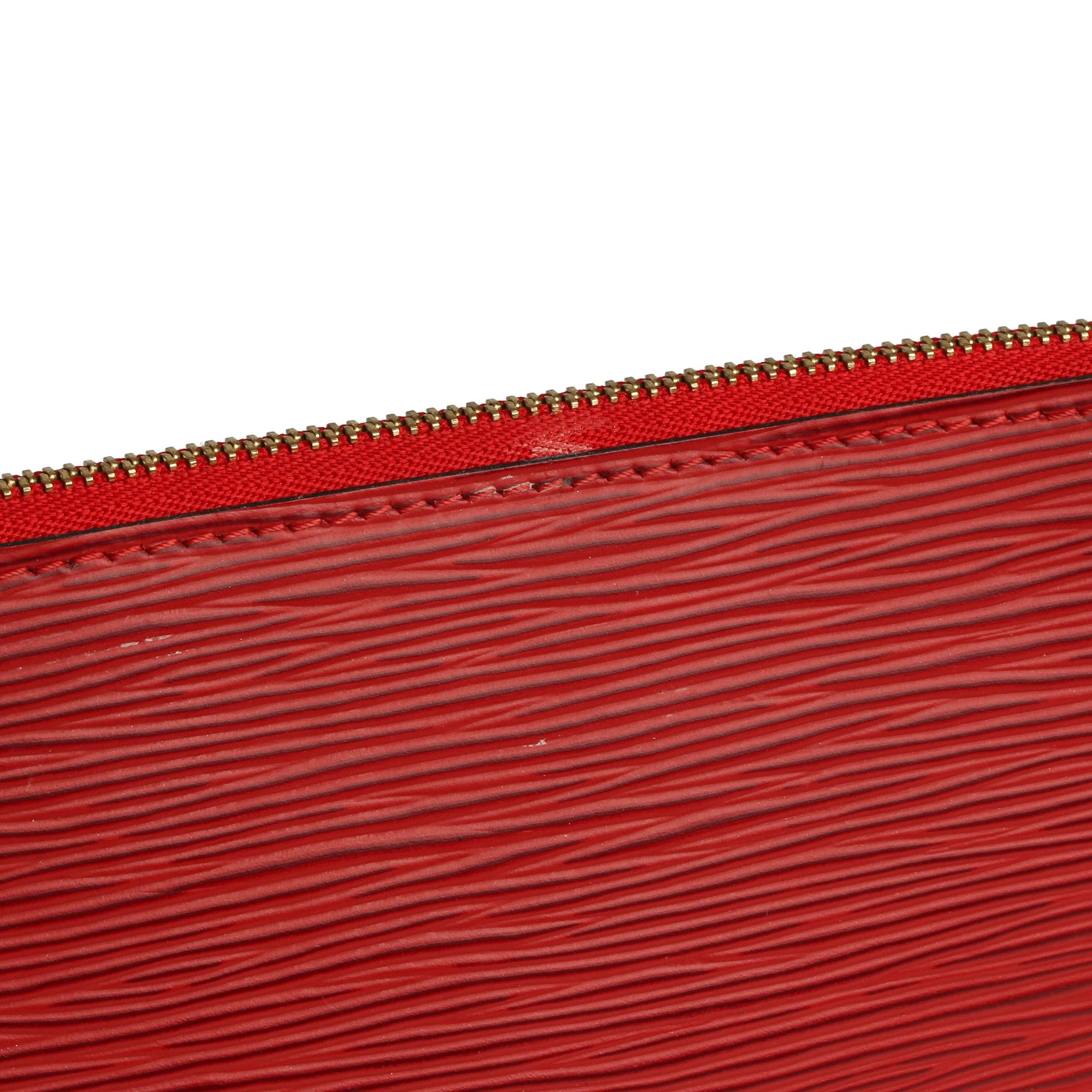 2002 Louis Vuitton Red Epi Leather Vintage Pochette Accessoires 5