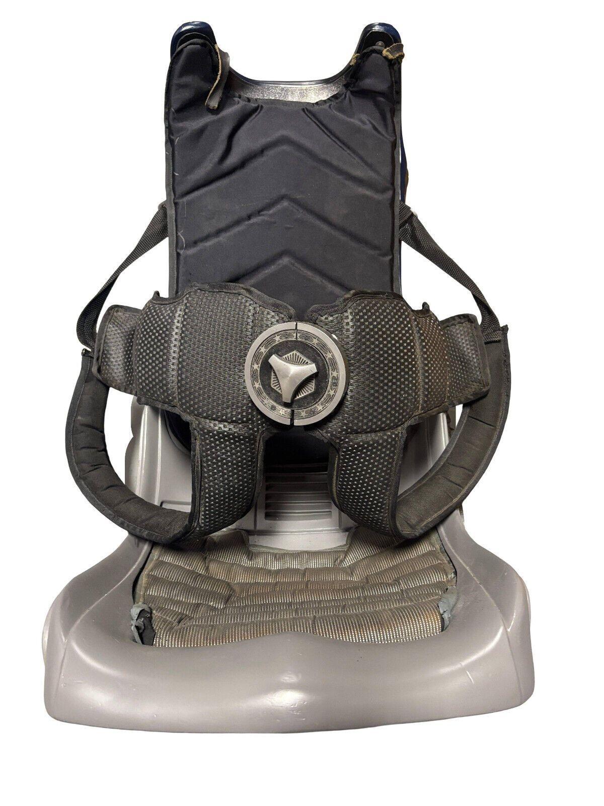 Américain Chaise de jeu Y2K Minority Report 2002 Futurist Jetpack Floor en fibre de verre en vente